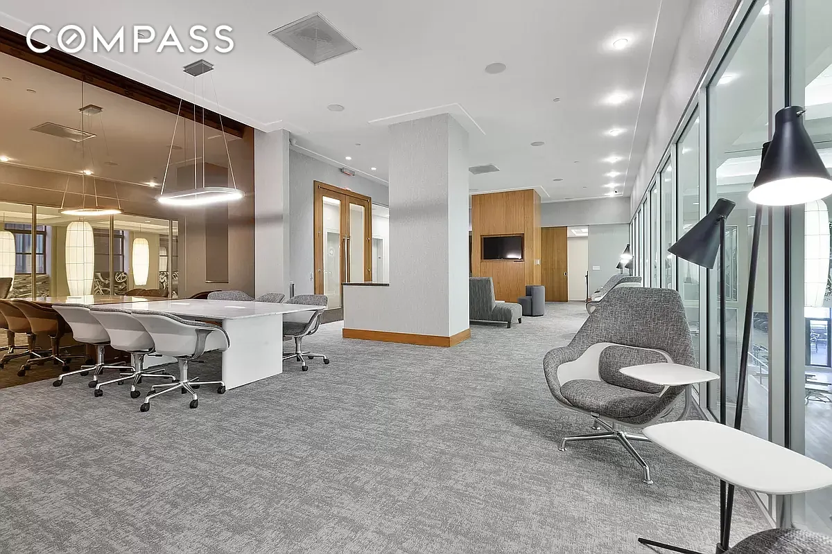 #8 photo, 20 West Street, Financial District , NY 10004