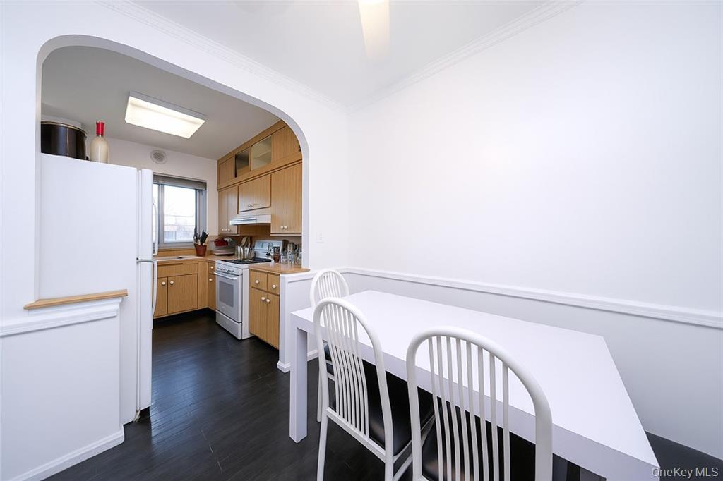 #7 photo, 2250 E 29th Street, Brooklyn , NY 11229