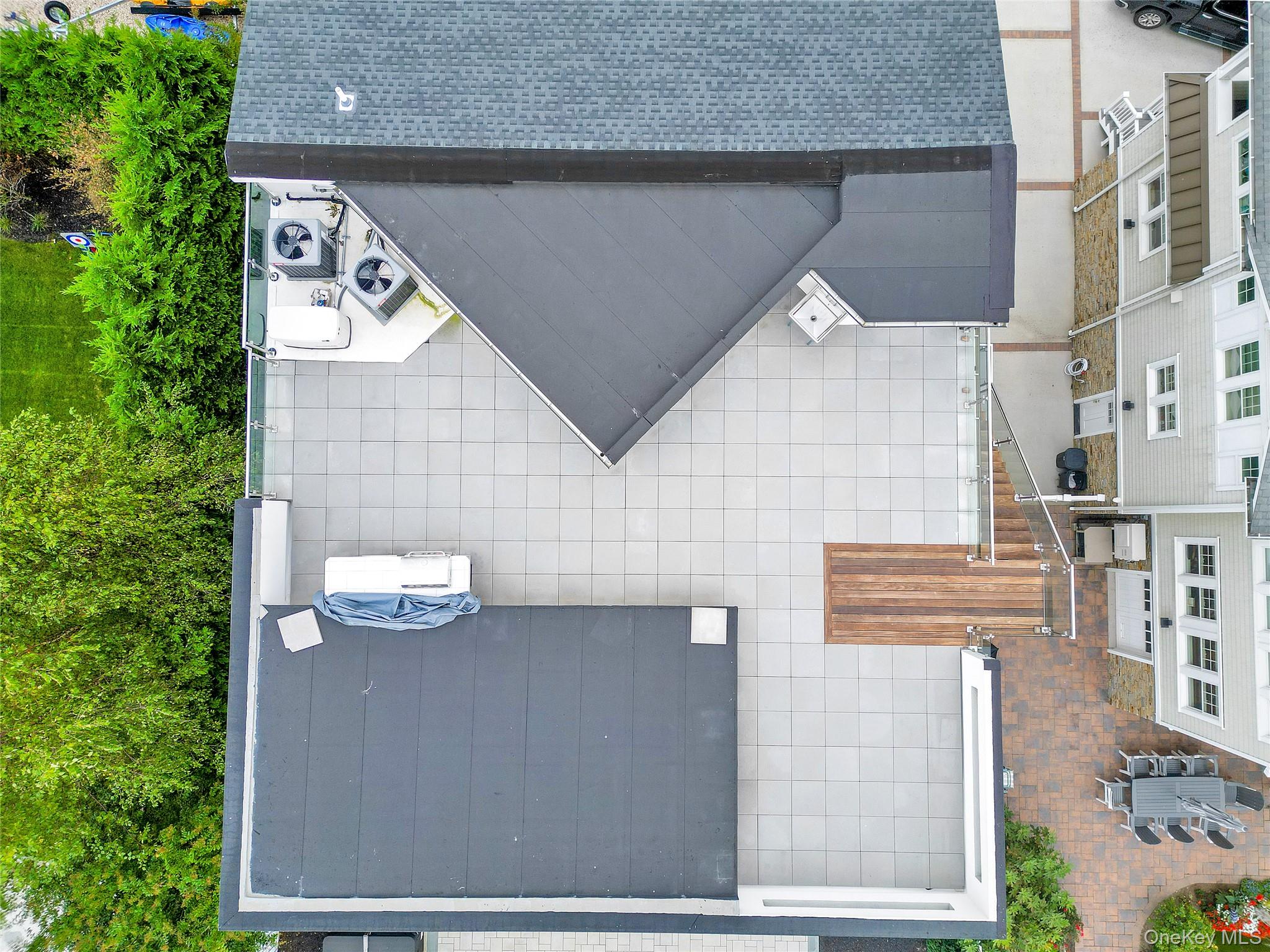 #15 photo, 44 Bayside Drive, Point Lookout , NY 11569