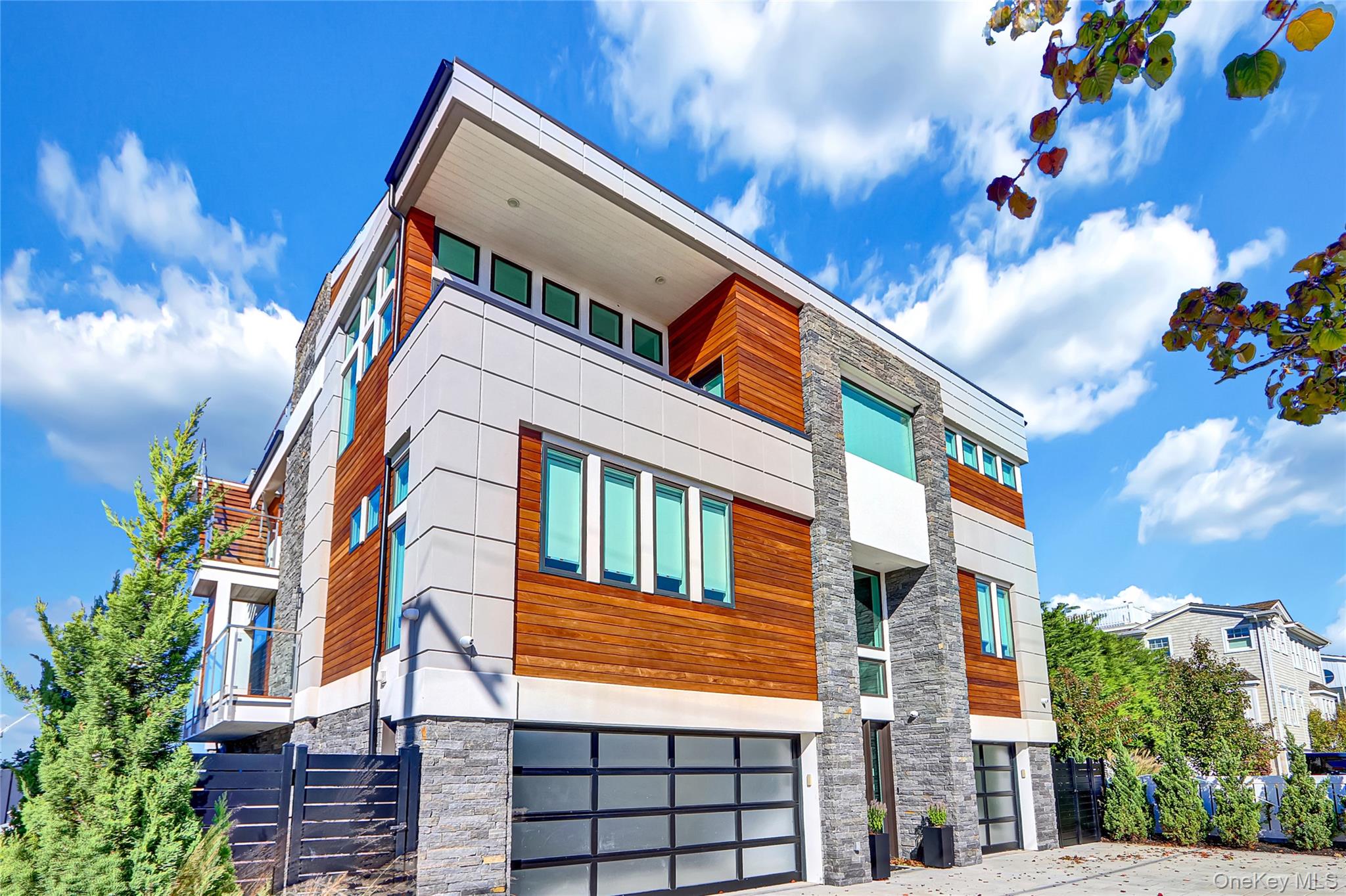 #2 photo, 44 Bayside Drive, Point Lookout , NY 11569