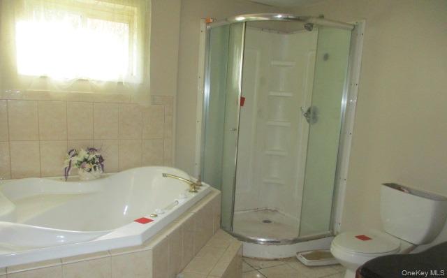 #6 photo, 4 Evans Street, Coram , NY 11727