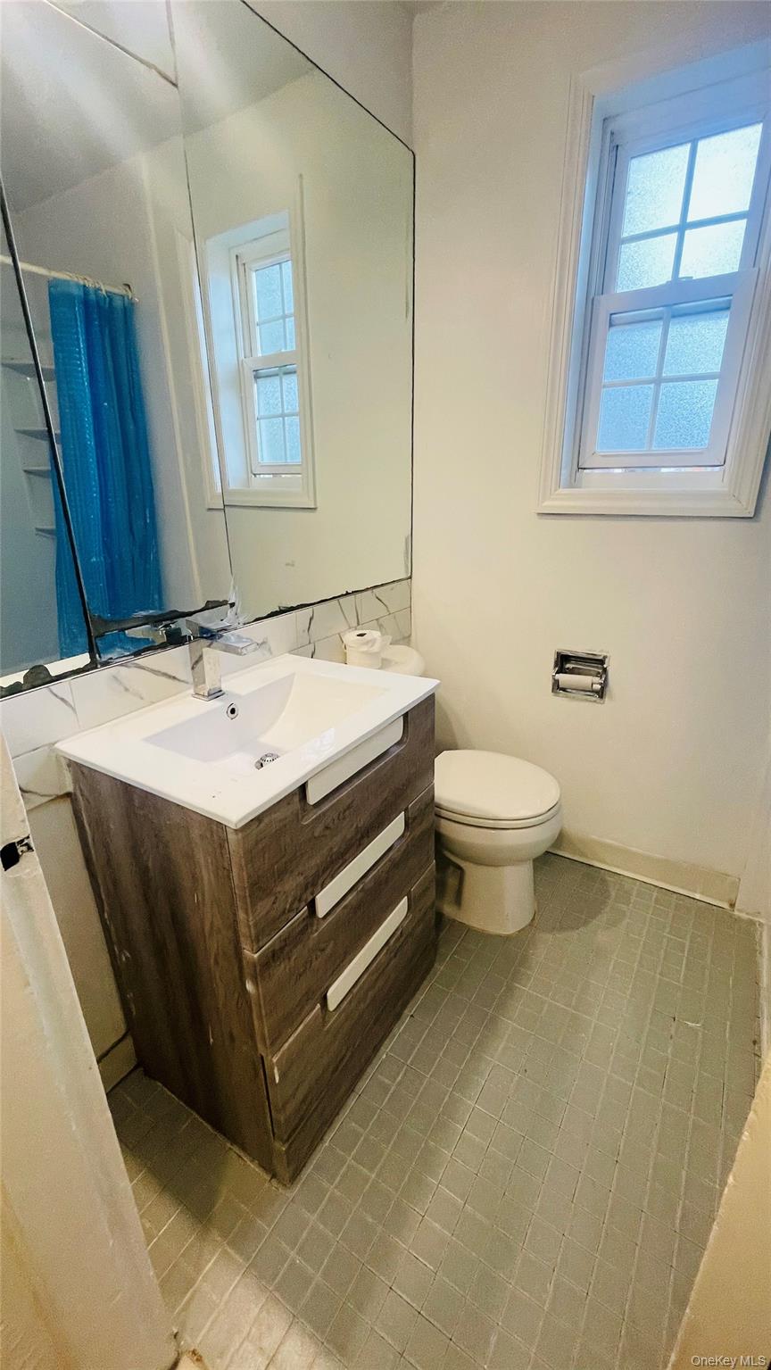 #4 photo, 222-17 69th Avenue, Bayside , NY 11364