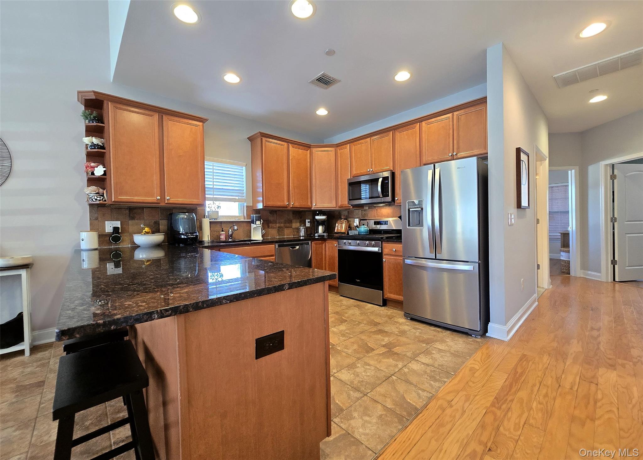 #3 photo, 11 Lager Lane, Patchogue , NY 11772