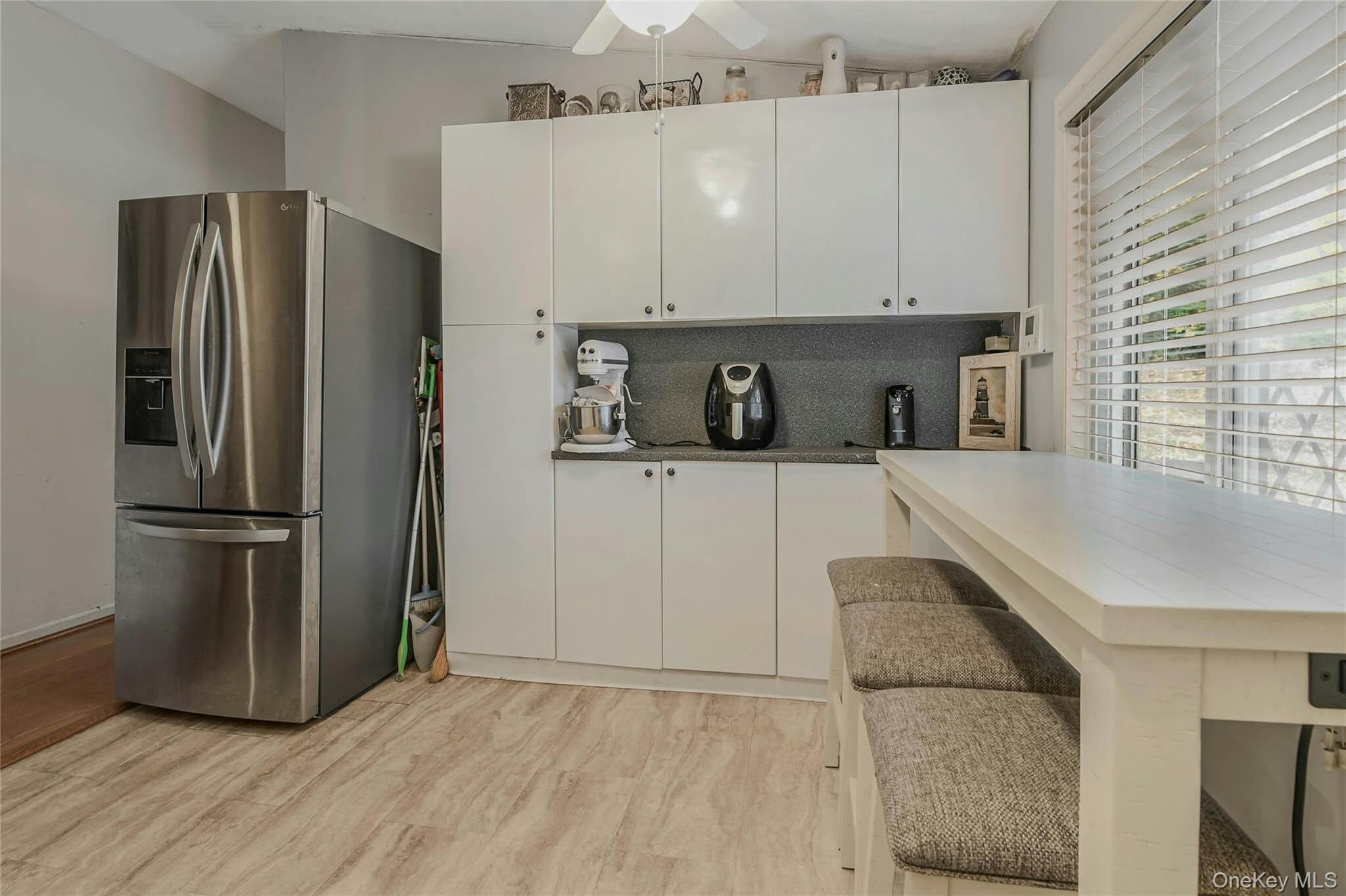 #5 photo, 133 Oak Drive, Baiting Hollow , NY 11933