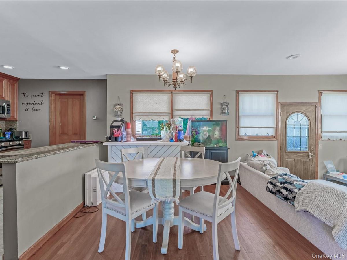 #7 photo, 4 Whitebirch Lane, Commack , NY 11725