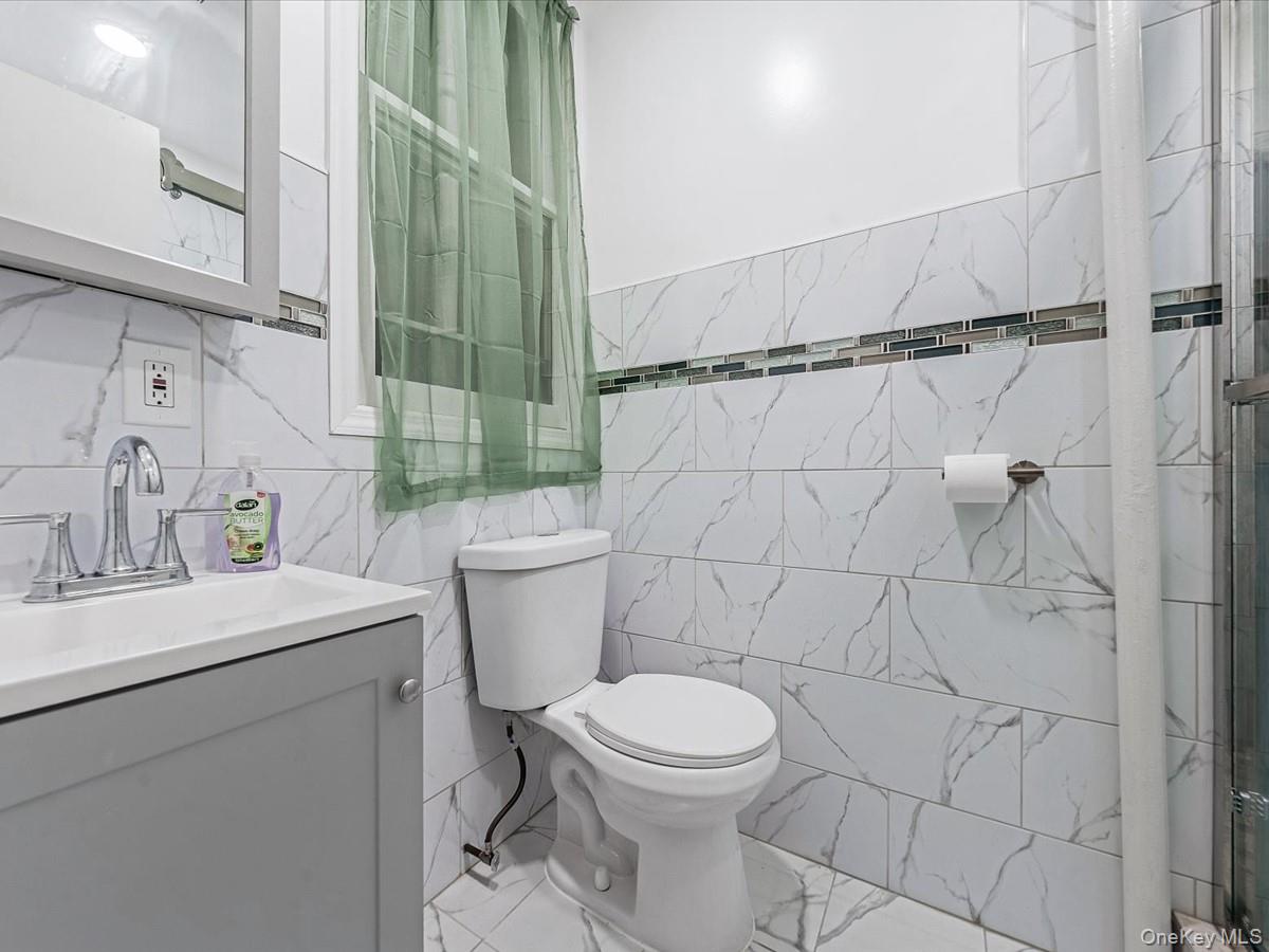 #12 photo, 225 Hale Avenue, Brooklyn , NY 11208