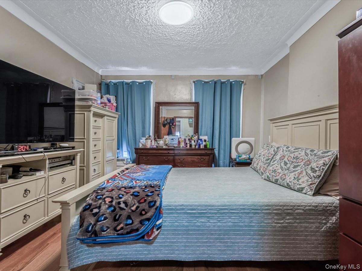 #17 photo, 225 Hale Avenue, Brooklyn , NY 11208