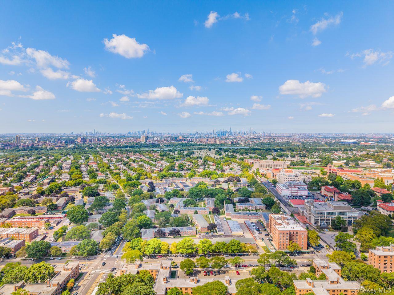 #20 photo, 69-28 kissena Boulevard, Kew Garden Hills , NY 11367