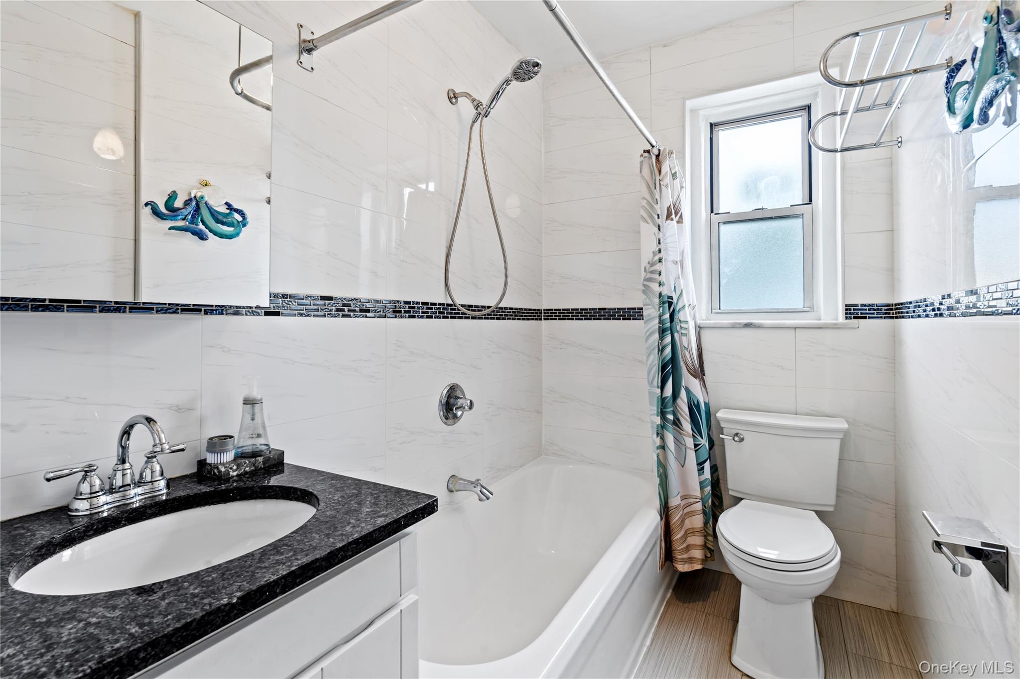 #14 photo, 111-39 76th Road, Forest Hills , NY 11375