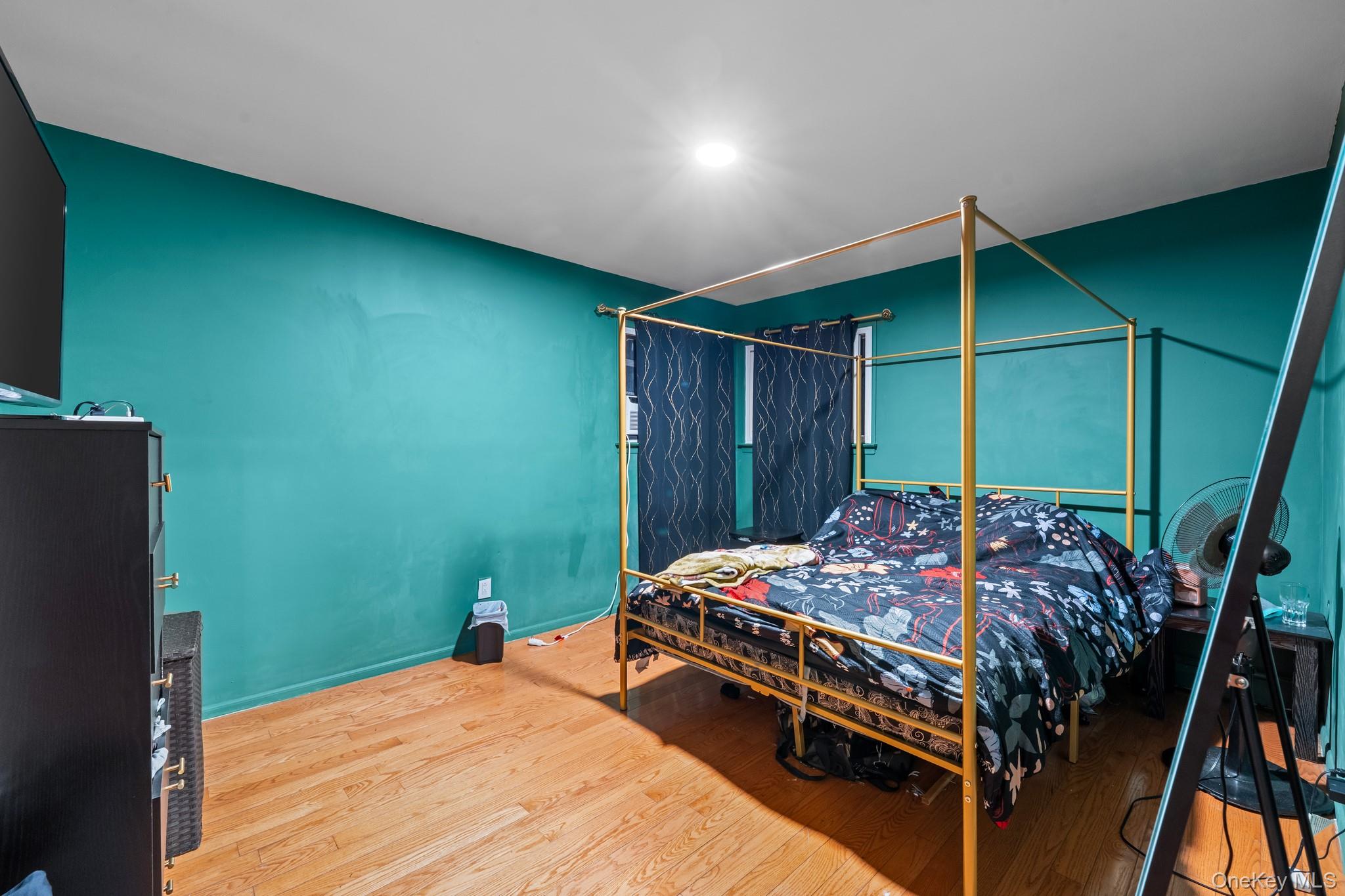 #13 photo, 97 Arlington Avenue, Valley Stream , NY 11580