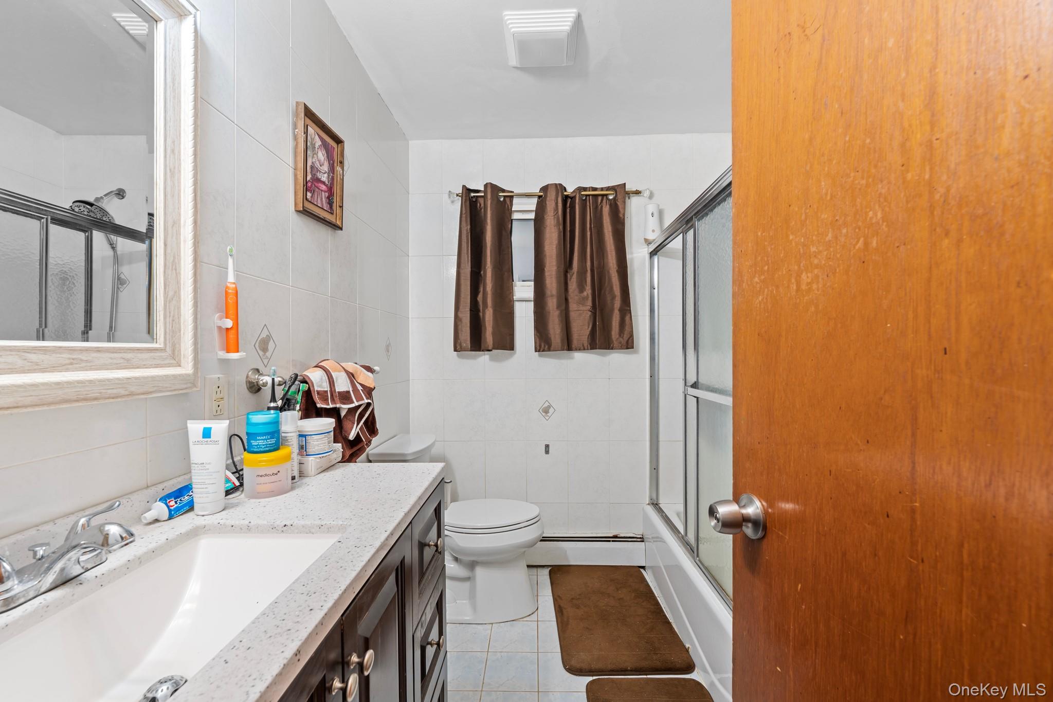 #16 photo, 97 Arlington Avenue, Valley Stream , NY 11580