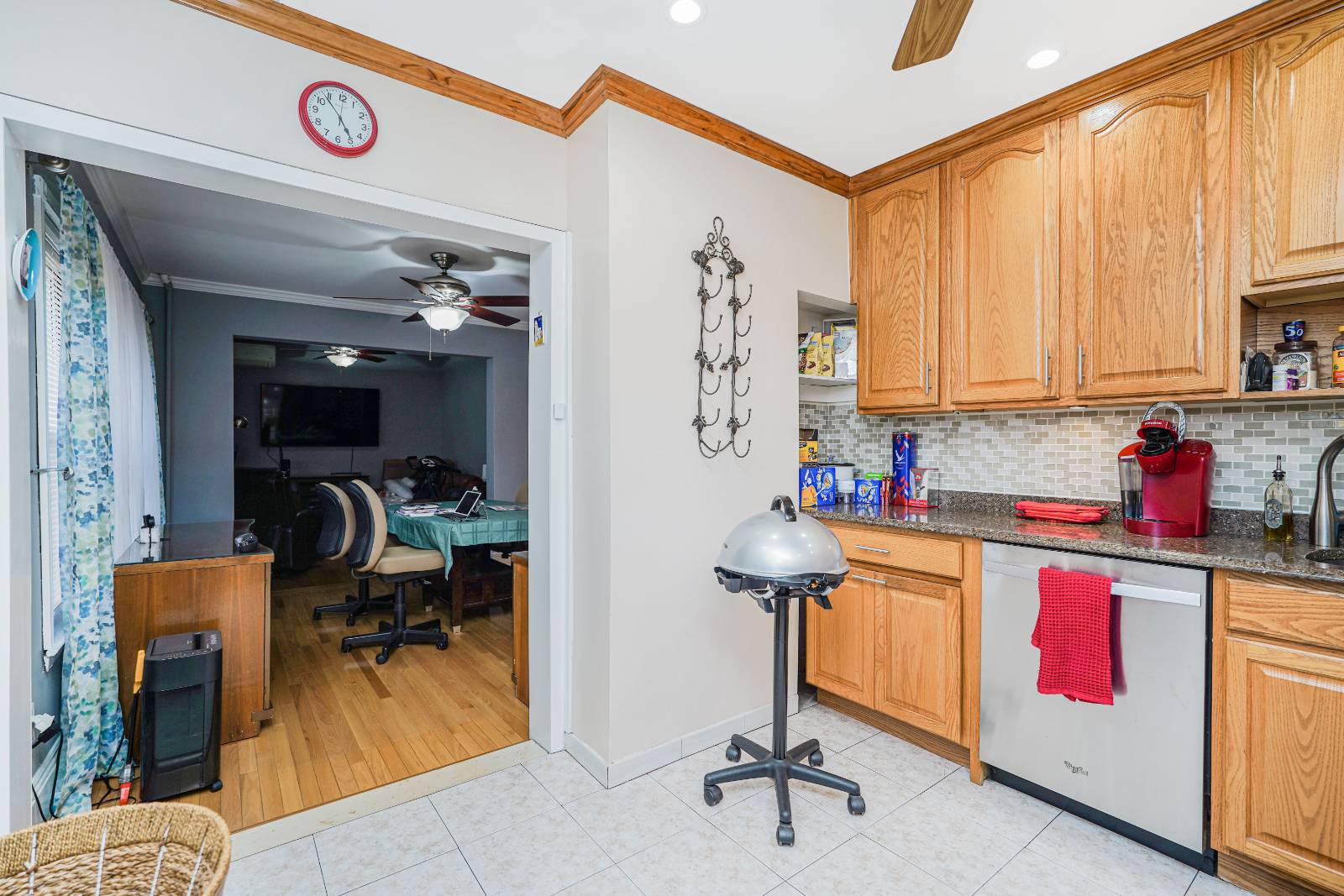 #20 photo, 8686 Bay 16th Street, Bath Beach , NY 11214