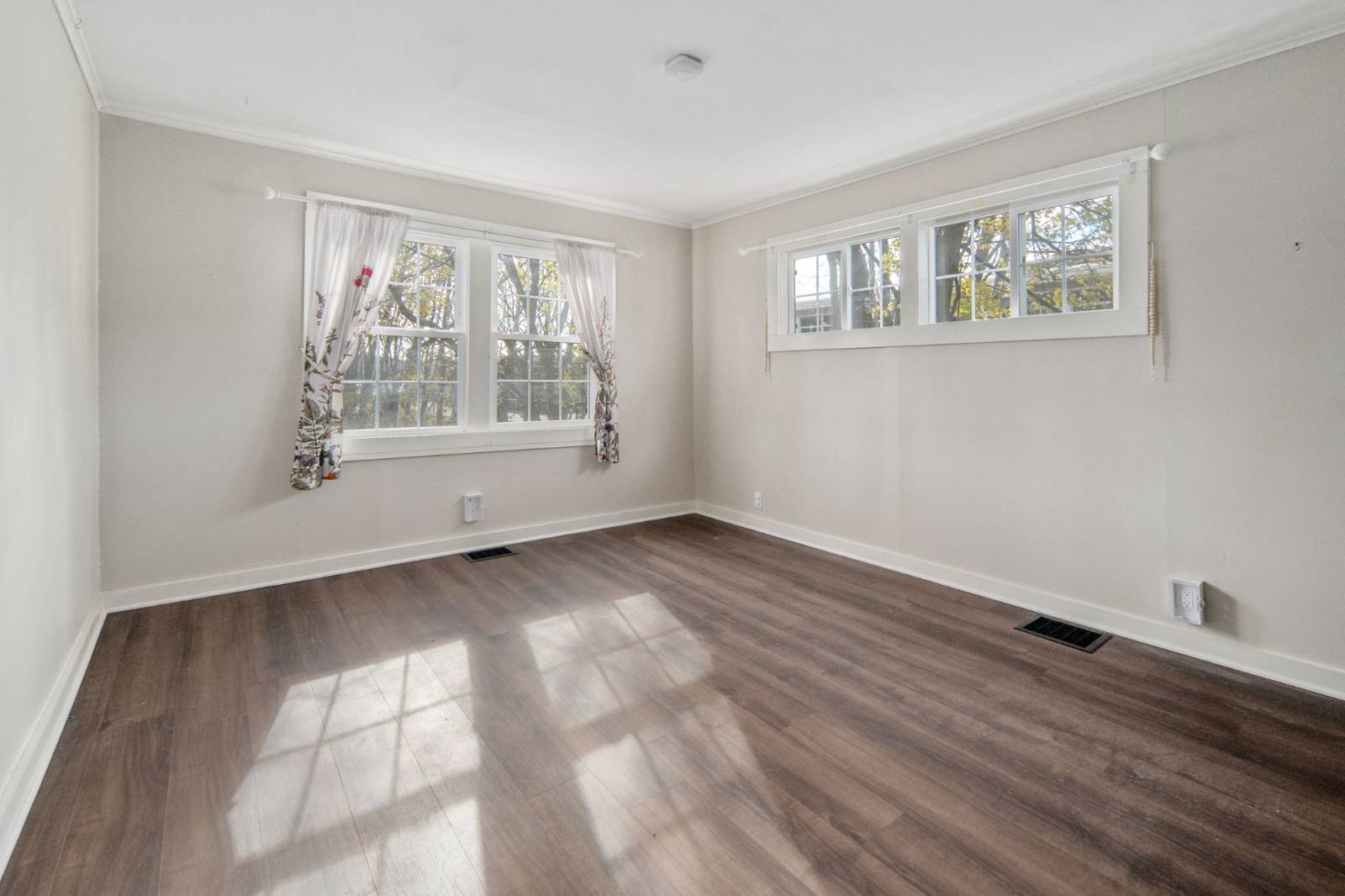 #15 photo, 17 Walnut Street, Cooperstown , NY 13326