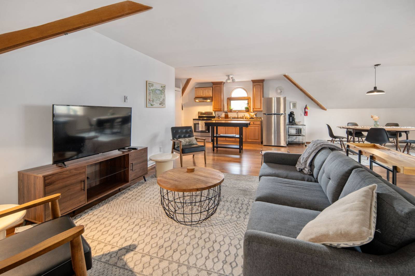 #40 photo, 17 Walnut Street, Cooperstown , NY 13326