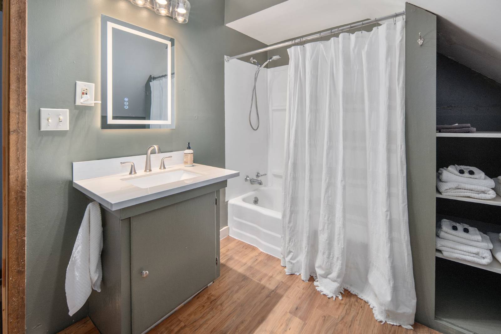 #50 photo, 17 Walnut Street, Cooperstown , NY 13326