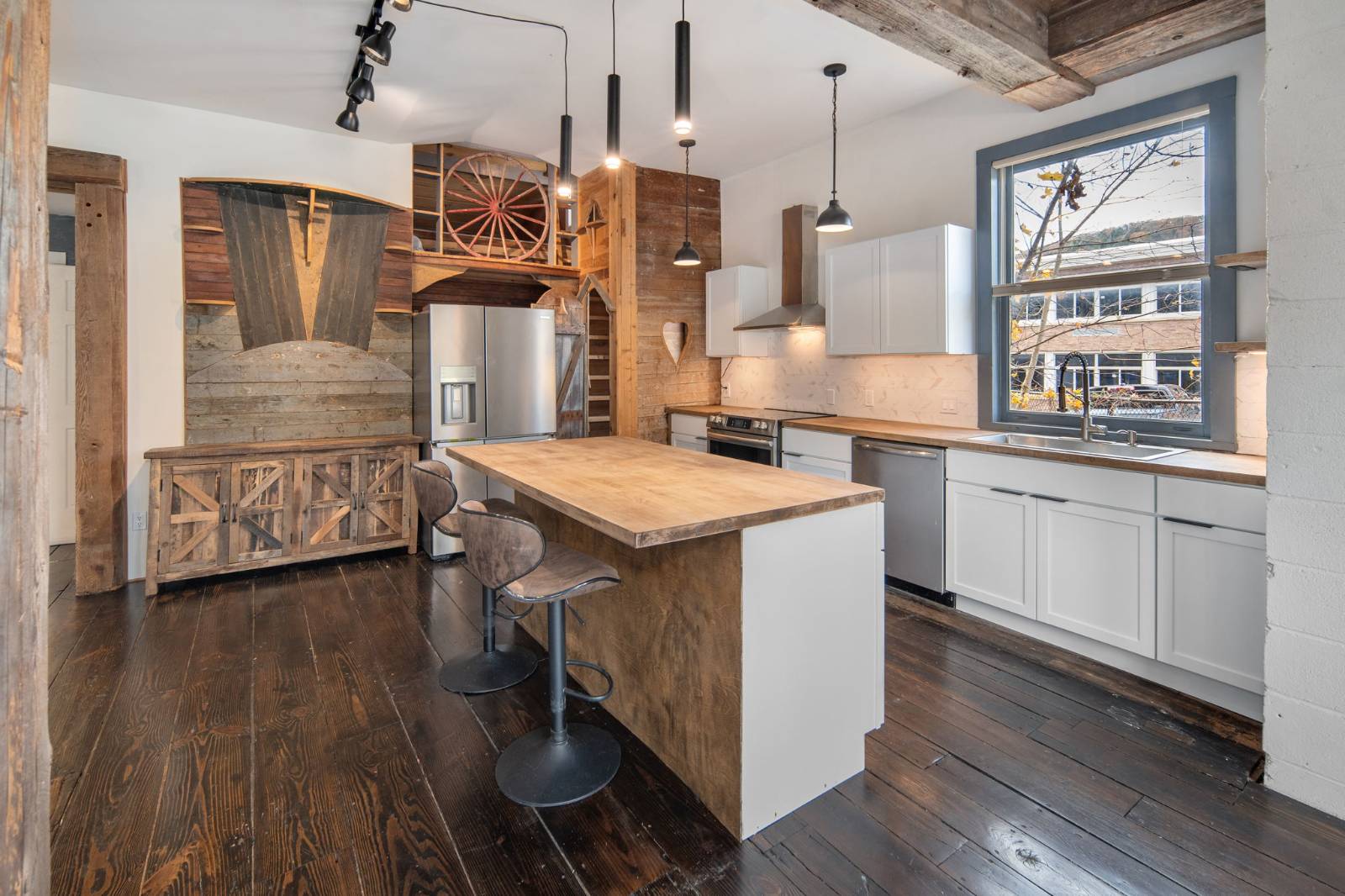 #7 photo, 17 Walnut Street, Cooperstown , NY 13326