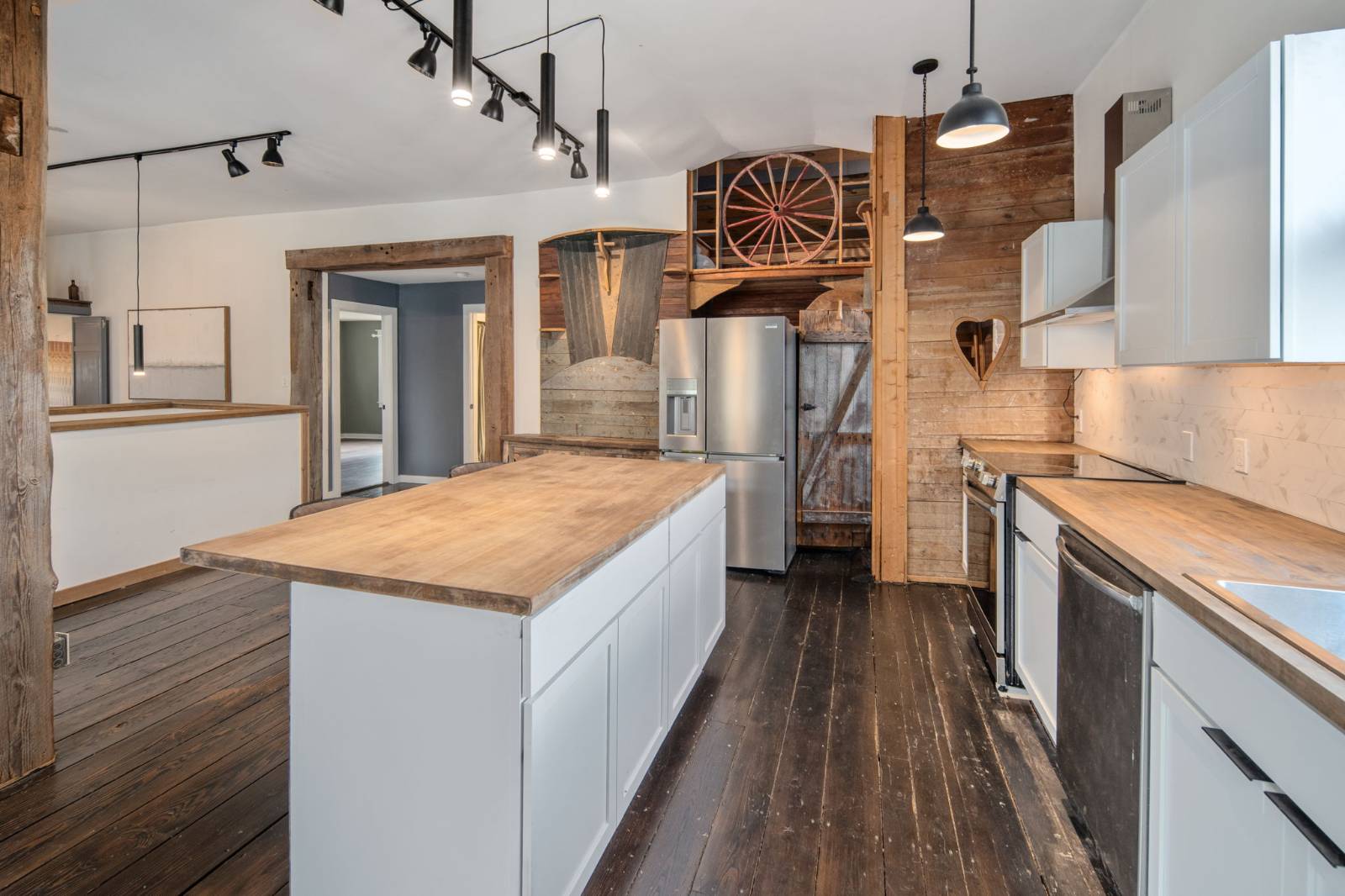 #9 photo, 17 Walnut Street, Cooperstown , NY 13326