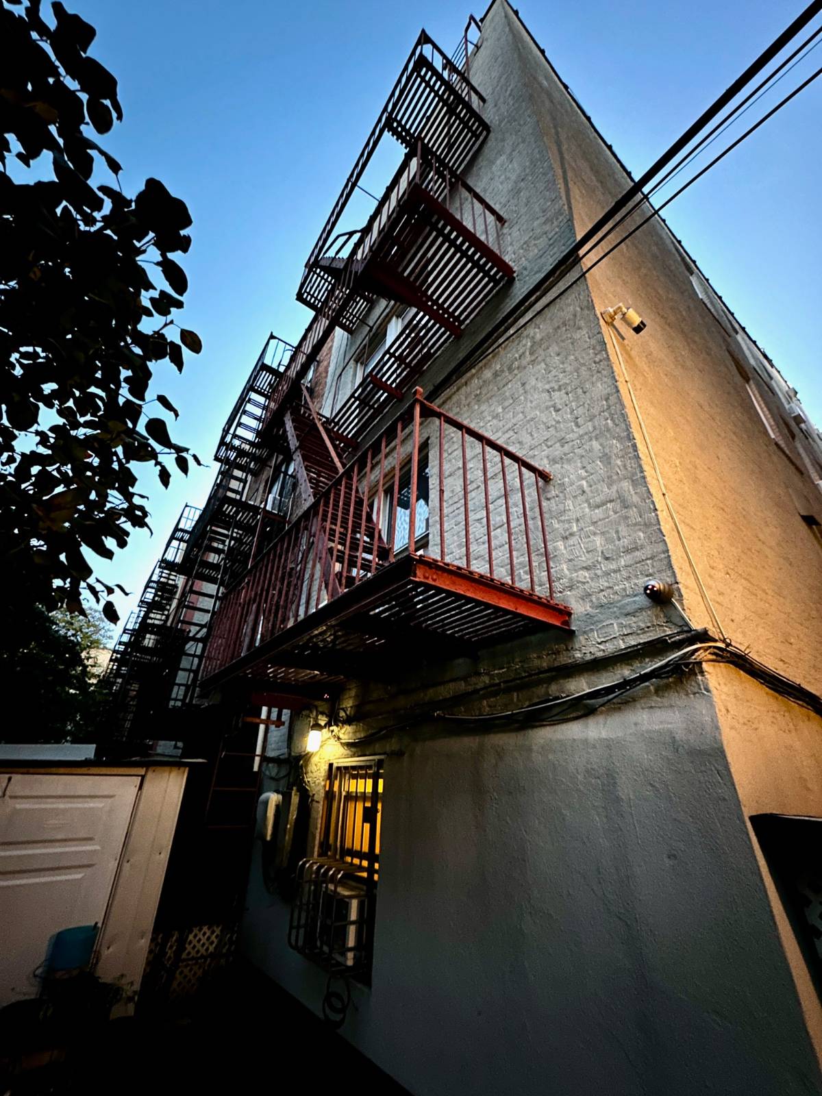 #10 photo, 4538 40th St, Sunnyside , NY 11104