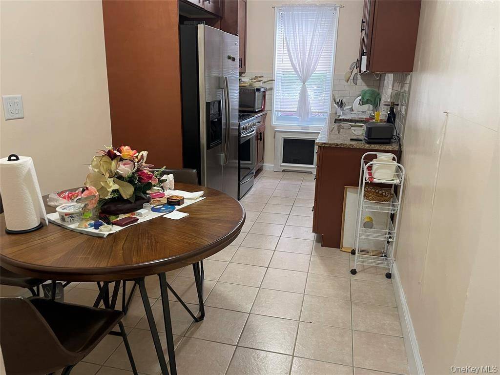 #8 photo, 1296 Midland Ave, #B2, Yonkers , NY 10704