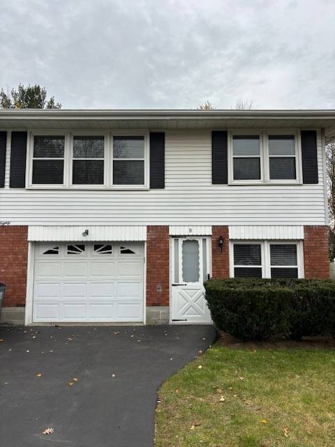 #1 photo, 80 Wertman Lane, #2, Colonie , NY 12211