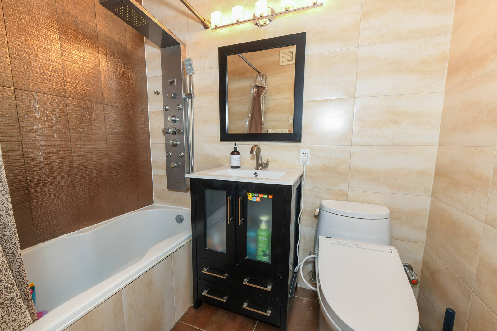 #24 photo, 601 Surf Ave, Coney Island , NY 11224