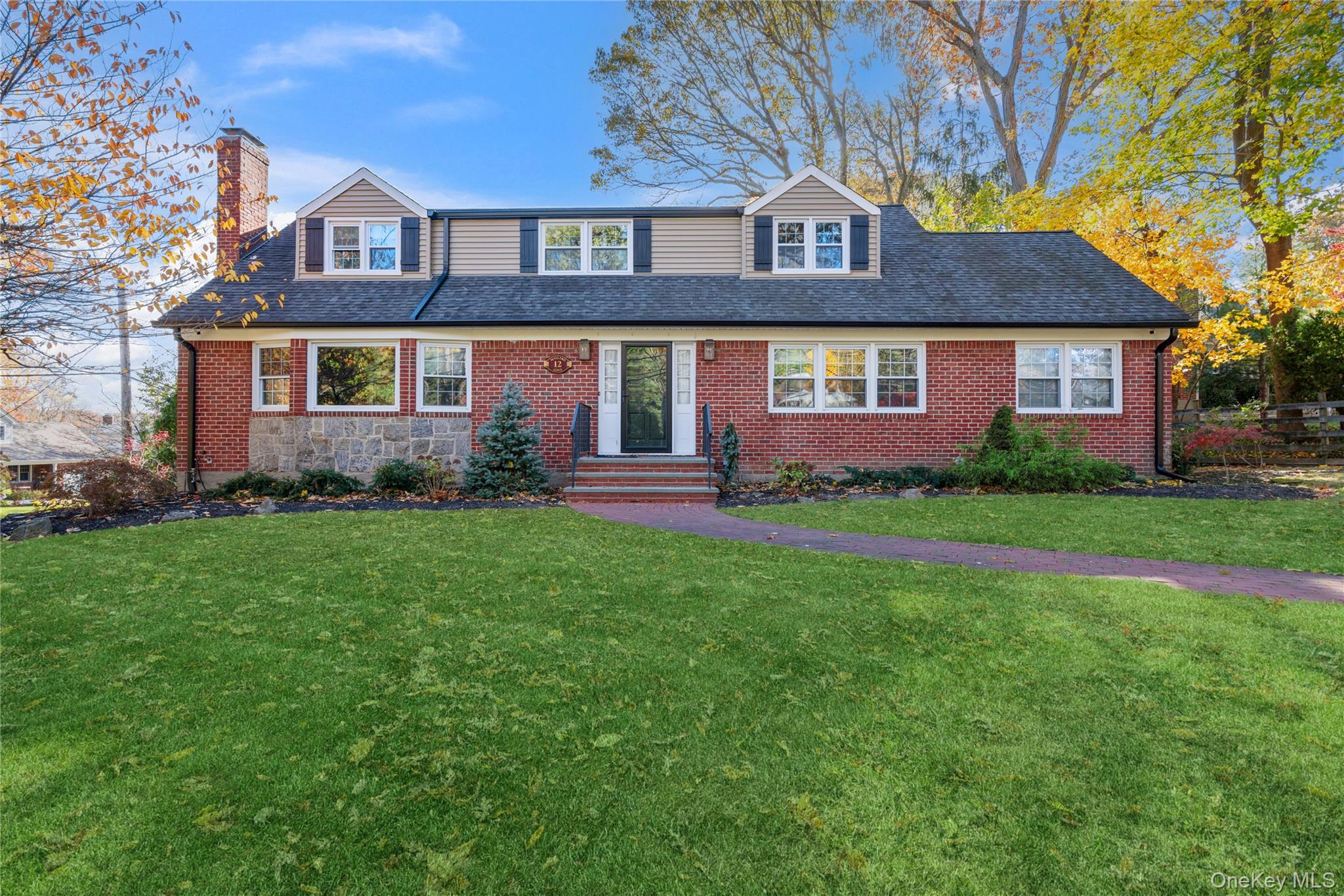 #1 photo, 12 Mallard Cove, Centerport , NY 11721