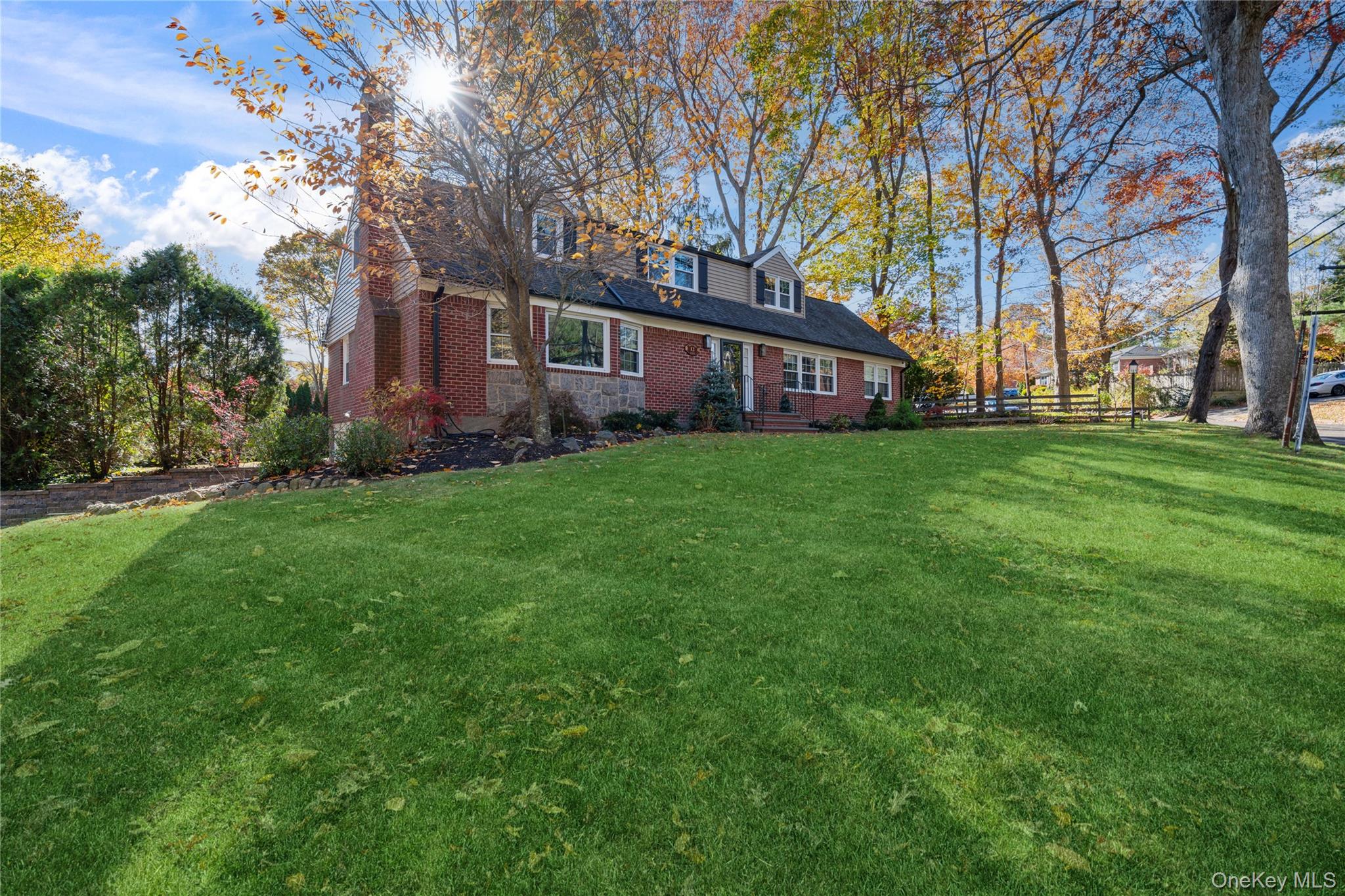 #3 photo, 12 Mallard Cove, Centerport , NY 11721