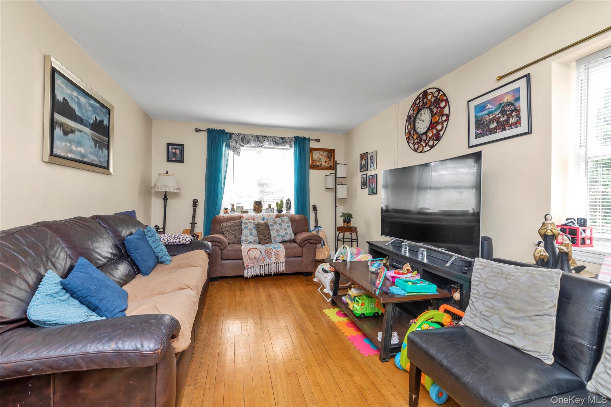 #11 photo, 20-21 Parsons Boulevard, Whitestone , NY 11357