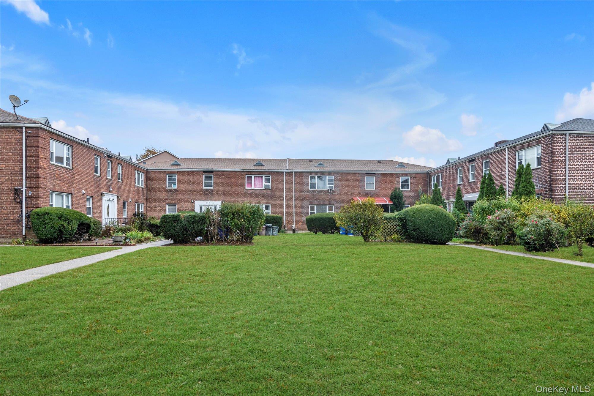 #20 photo, 20-21 Parsons Boulevard, Whitestone , NY 11357