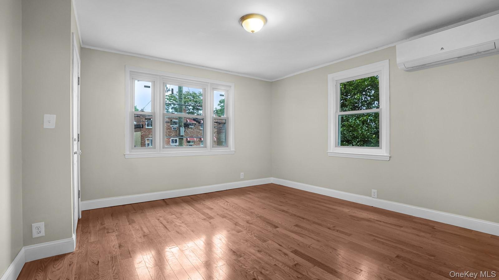 #11 photo, 3965 Duryea Avenue, Bronx , NY 10466