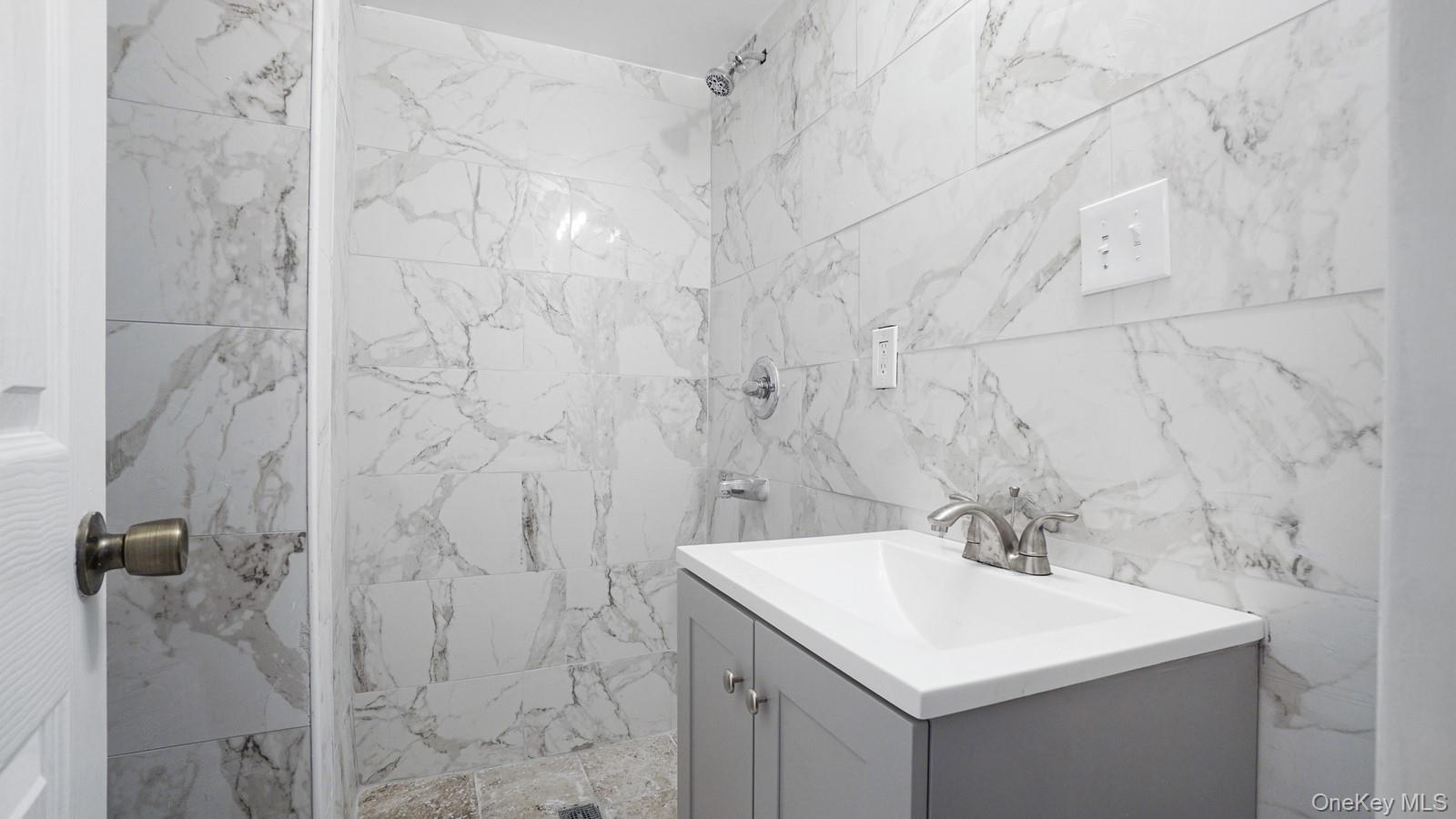 #18 photo, 3965 Duryea Avenue, Bronx , NY 10466