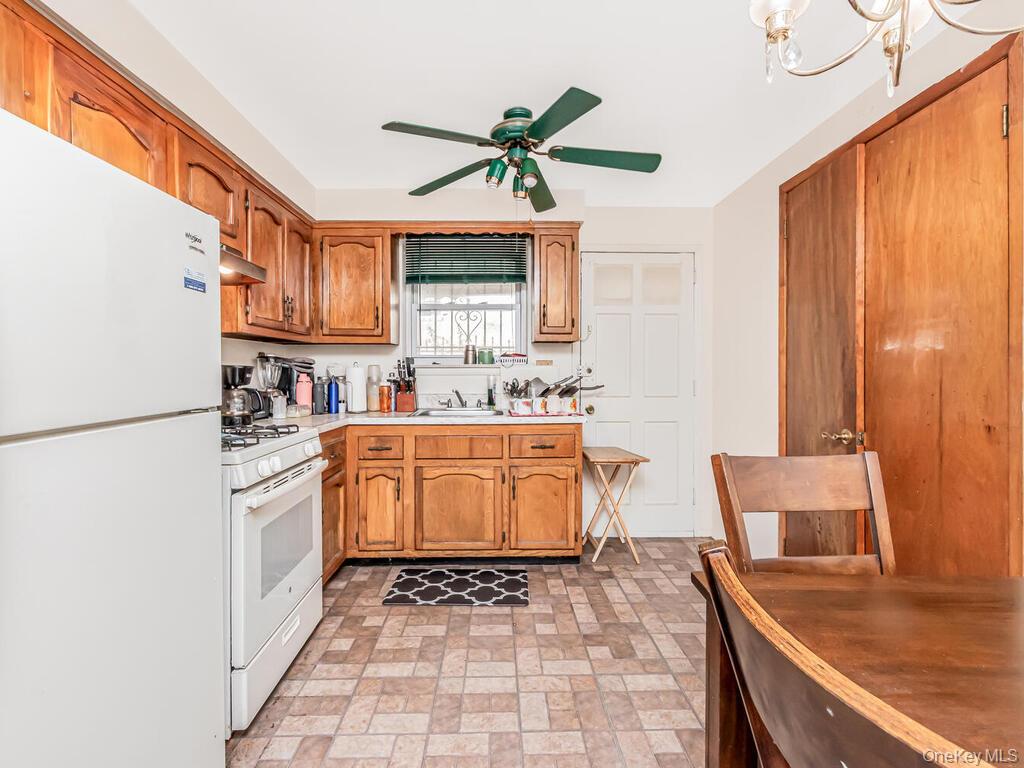 #15 photo, 3312 Edson Avenue, Bronx , NY 10469