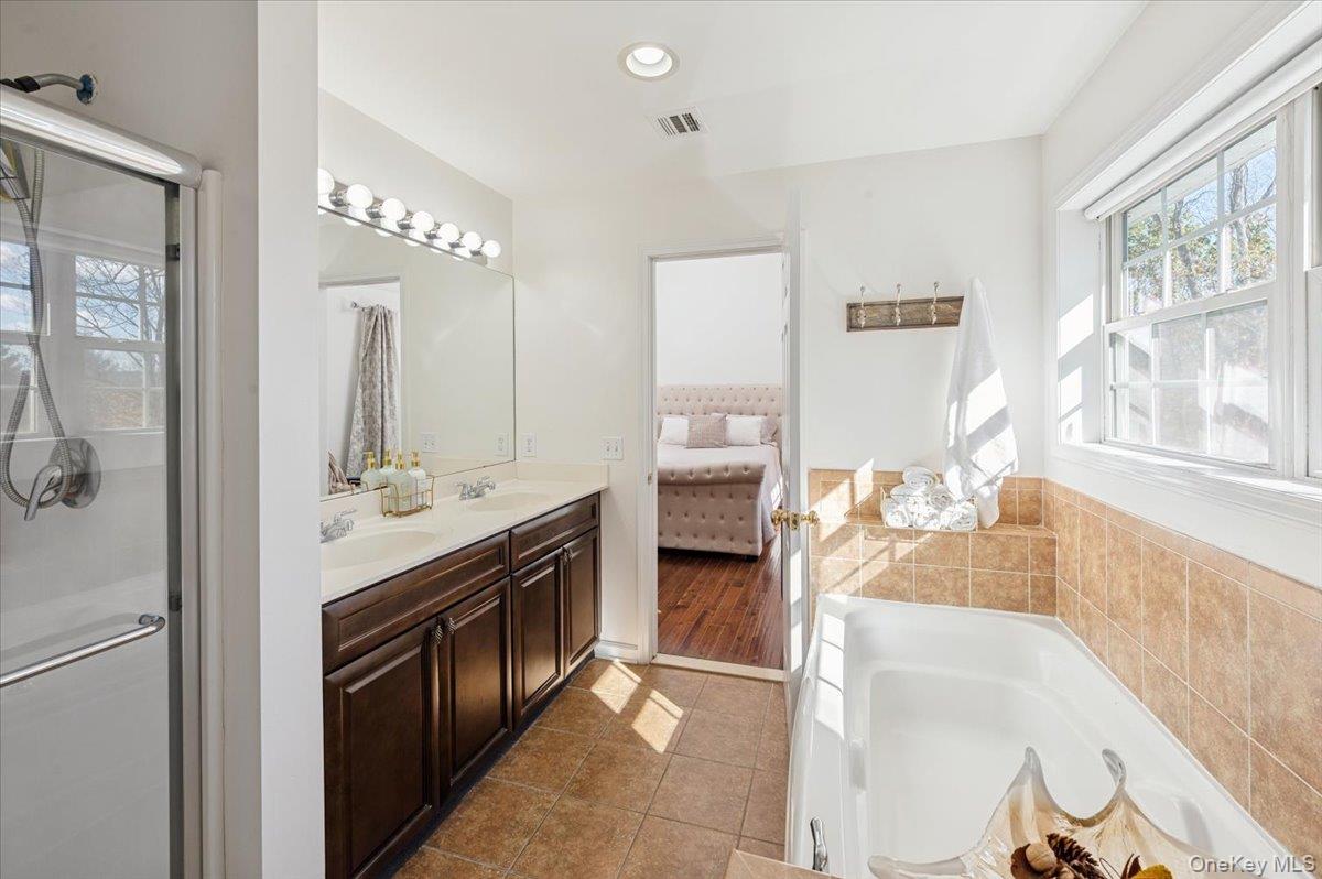 #19 photo, 26 Hidden Creek Boulevard, Monroe , NY 10950