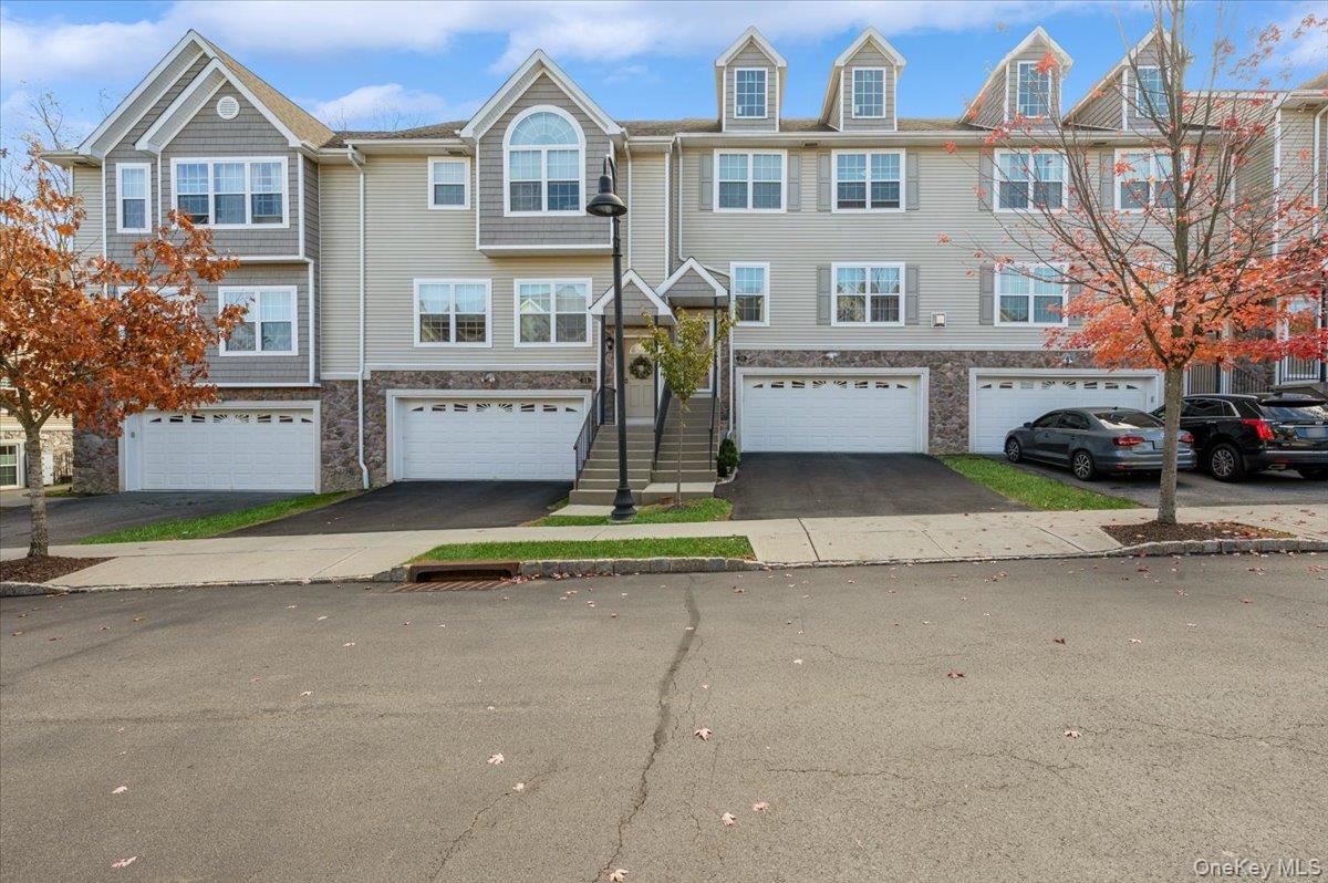 #2 photo, 26 Hidden Creek Boulevard, Monroe , NY 10950