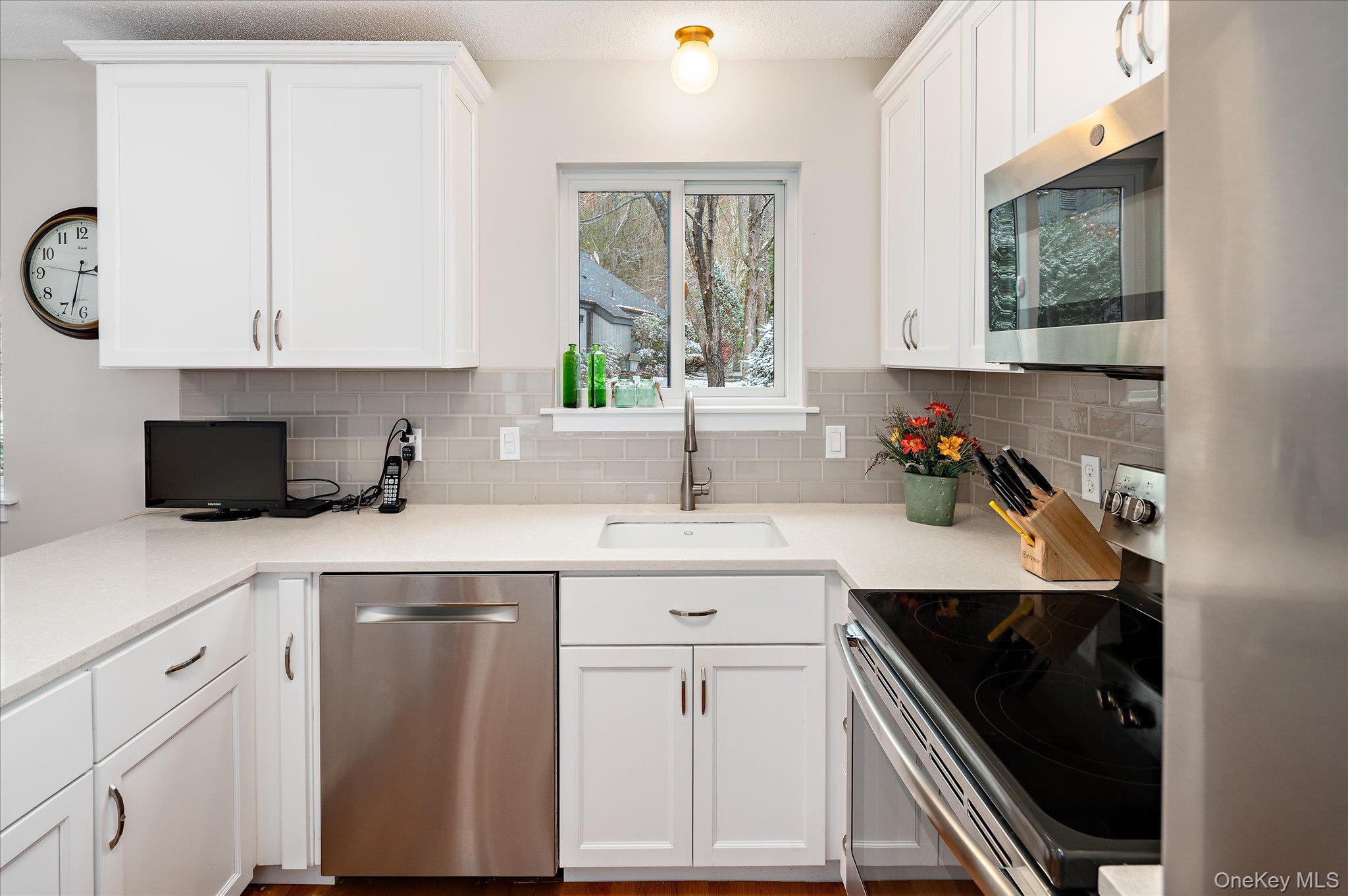 #19 photo, 262 Heritage Hills, Somers , NY 10589