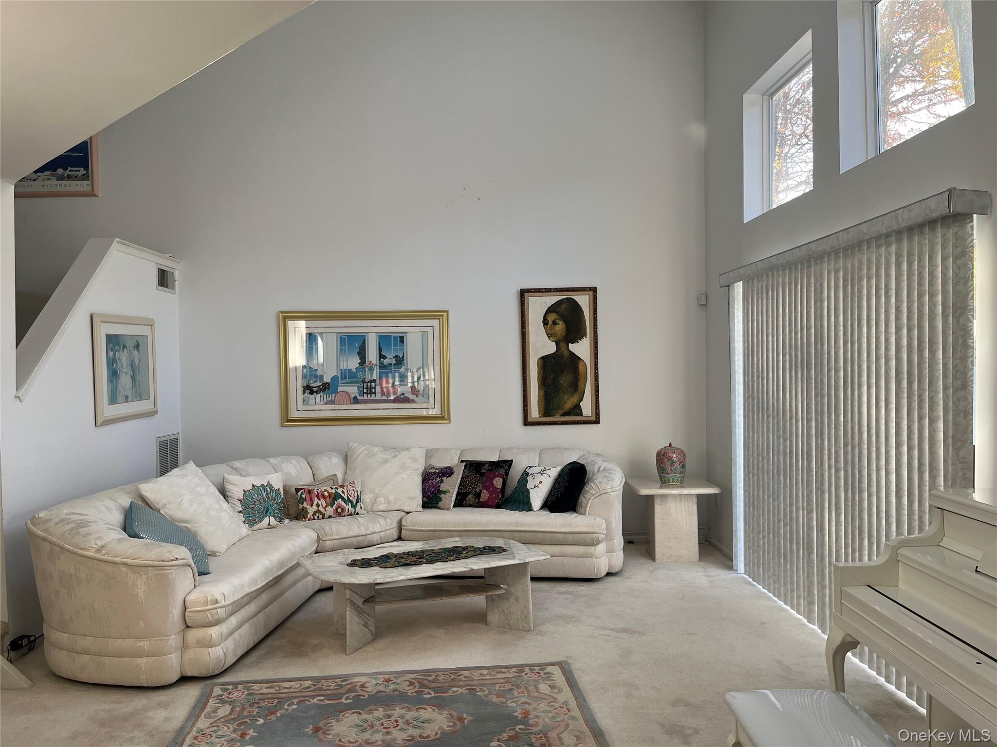 #10 photo, 12 Horizon Court, Huntington , NY 11743