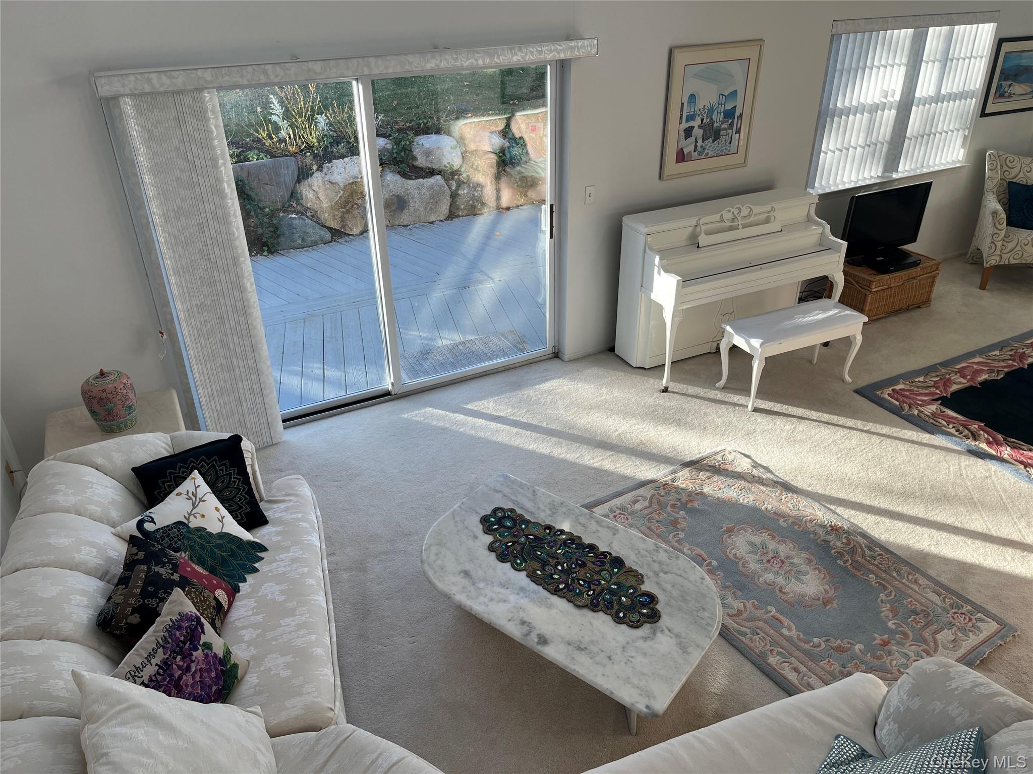 #18 photo, 12 Horizon Court, Huntington , NY 11743