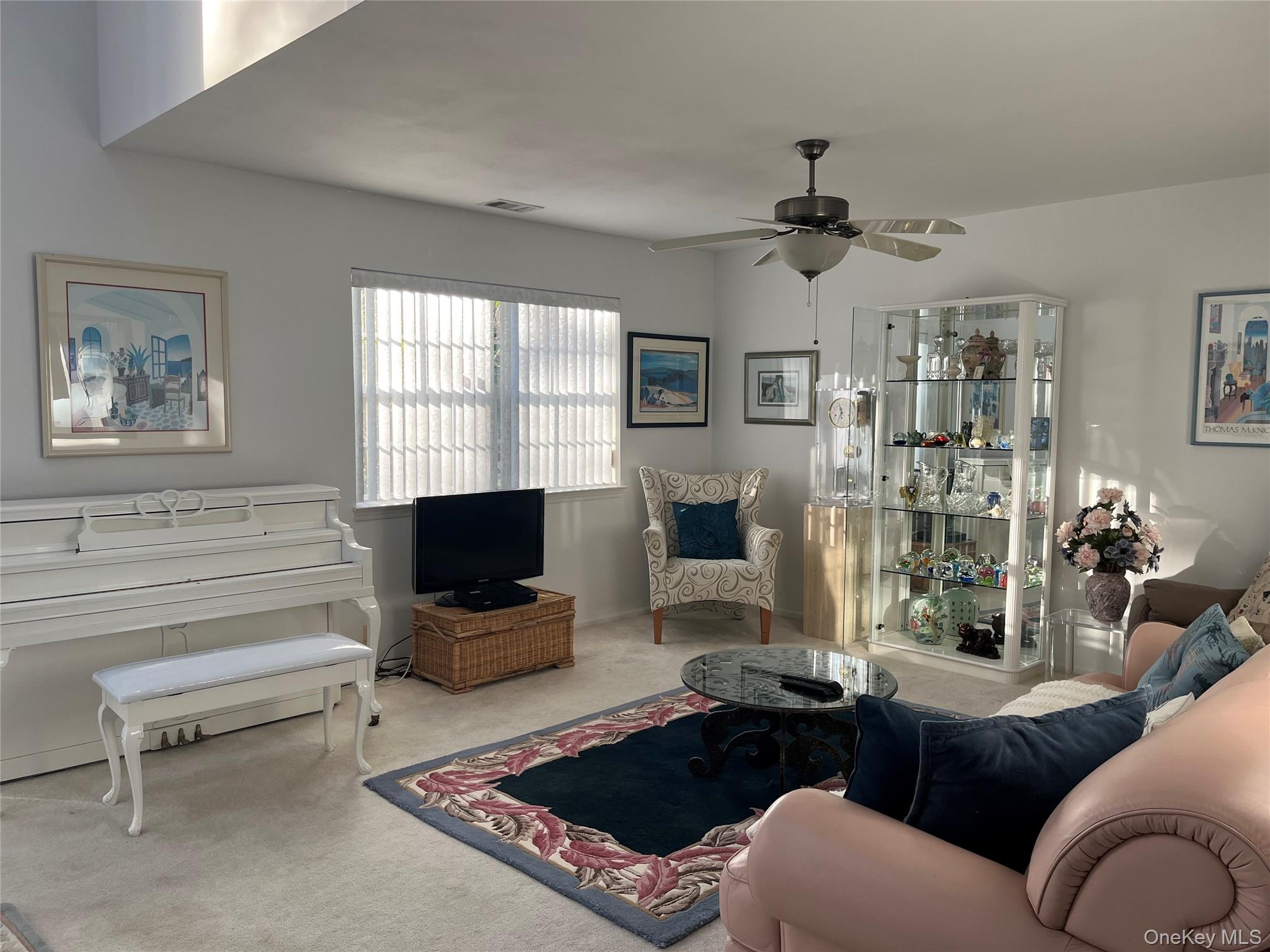 #8 photo, 12 Horizon Court, Huntington , NY 11743