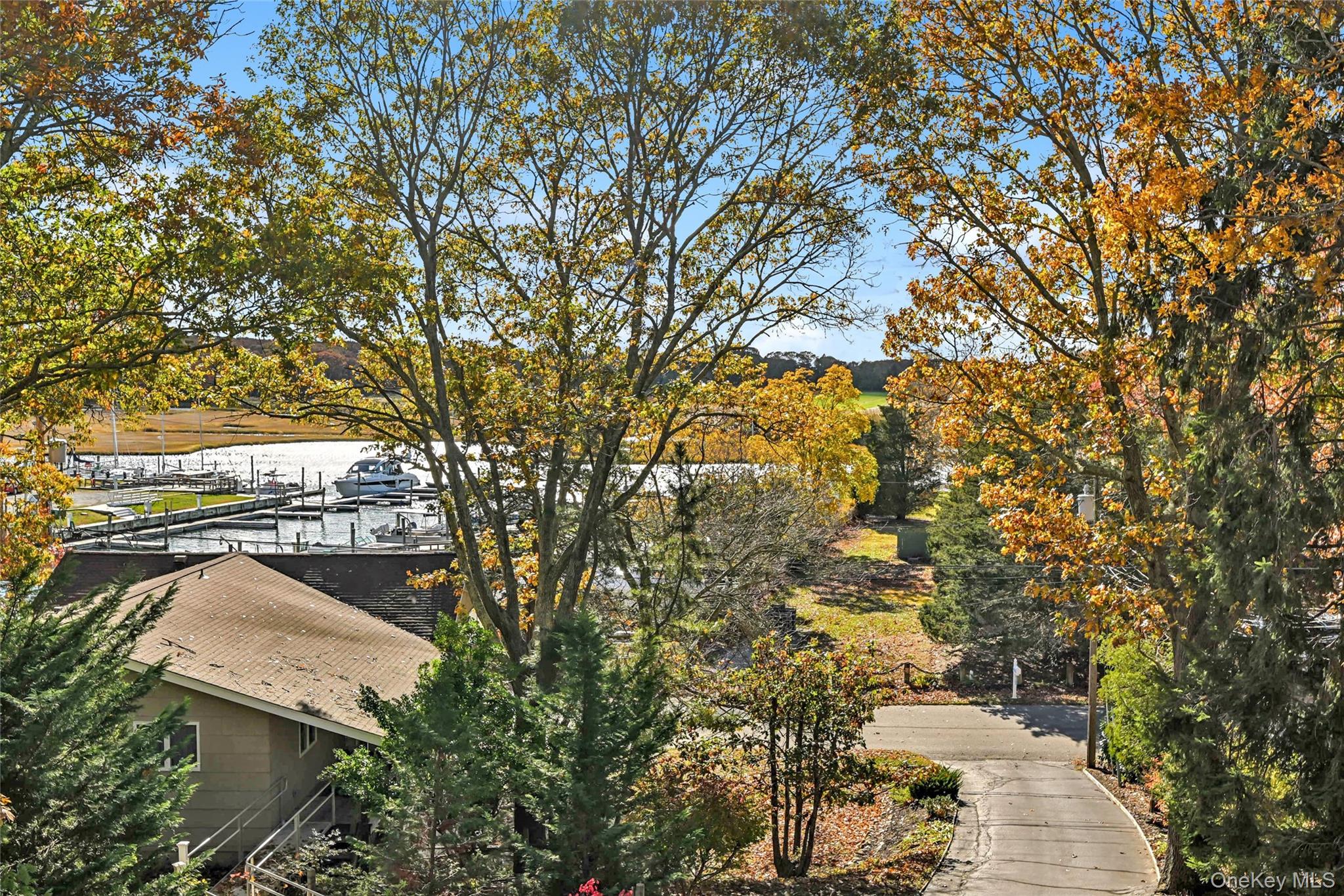 #19 photo, 2775 W Creek Avenue, Cutchogue , NY 11935