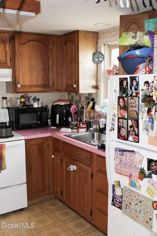 #27 photo, 112 Oak Street, Corinth , NY 12822