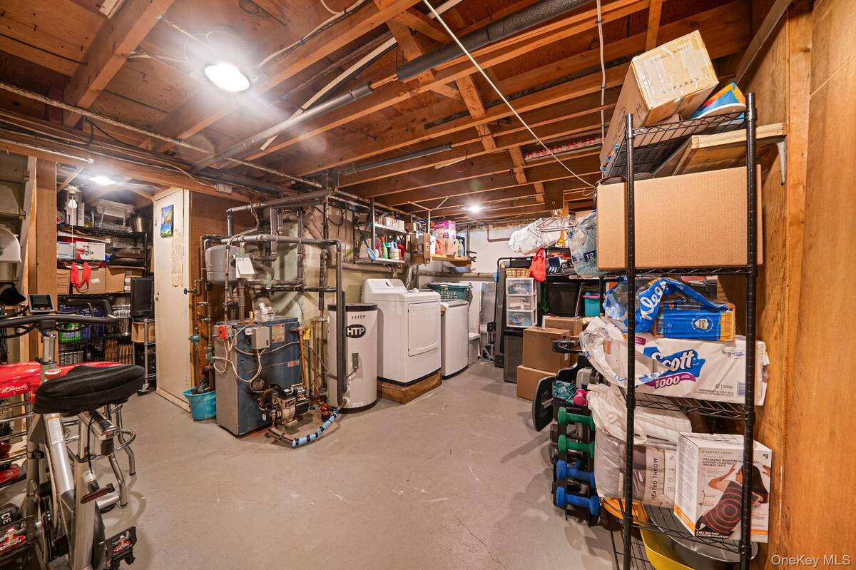 #23 photo, 785 Franklyn Avenue, Bohemia , NY 11716