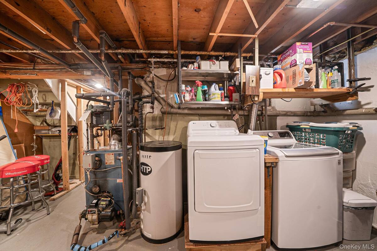 #24 photo, 785 Franklyn Avenue, Bohemia , NY 11716