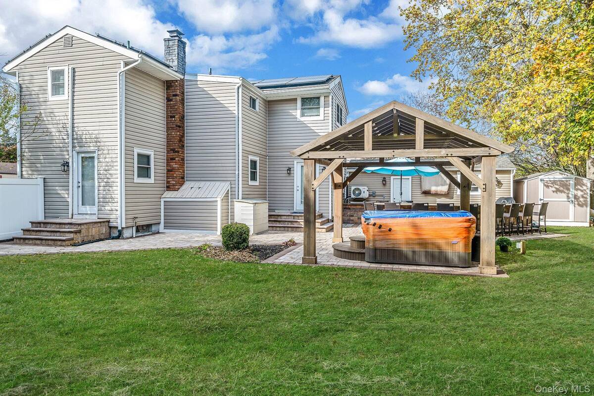 #27 photo, 785 Franklyn Avenue, Bohemia , NY 11716