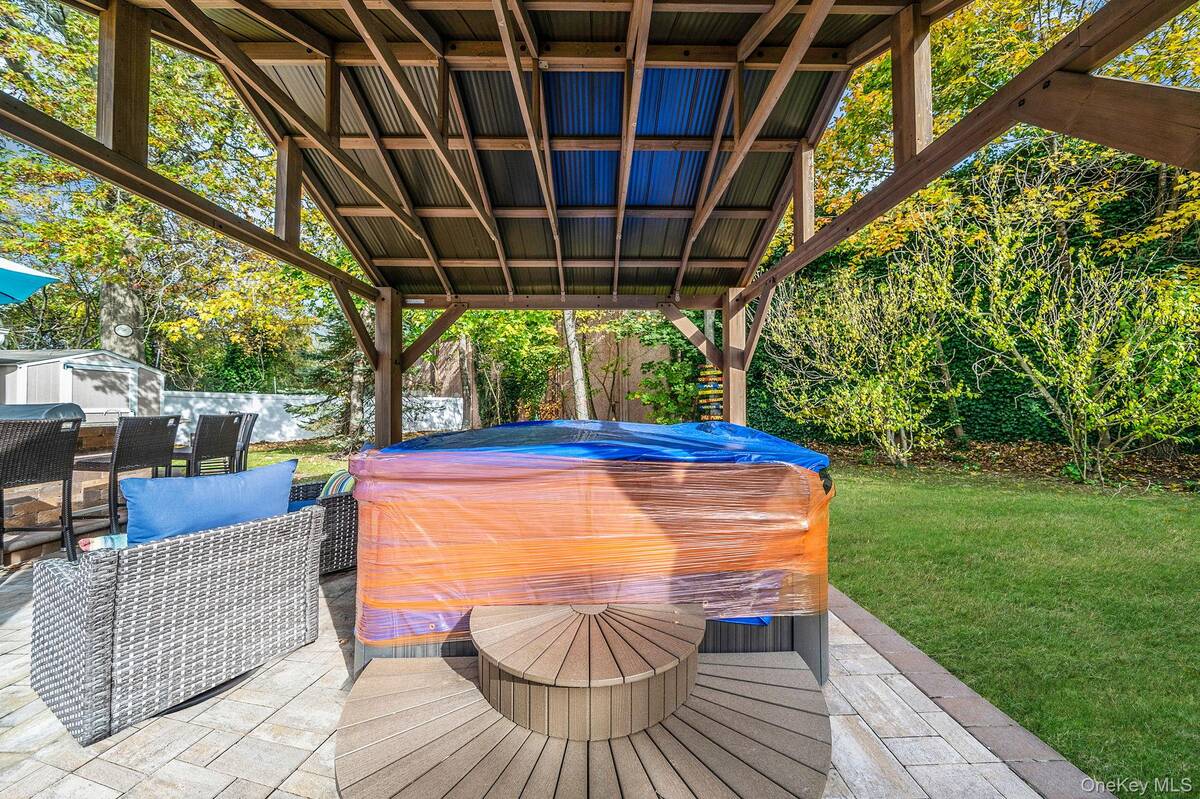 #28 photo, 785 Franklyn Avenue, Bohemia , NY 11716