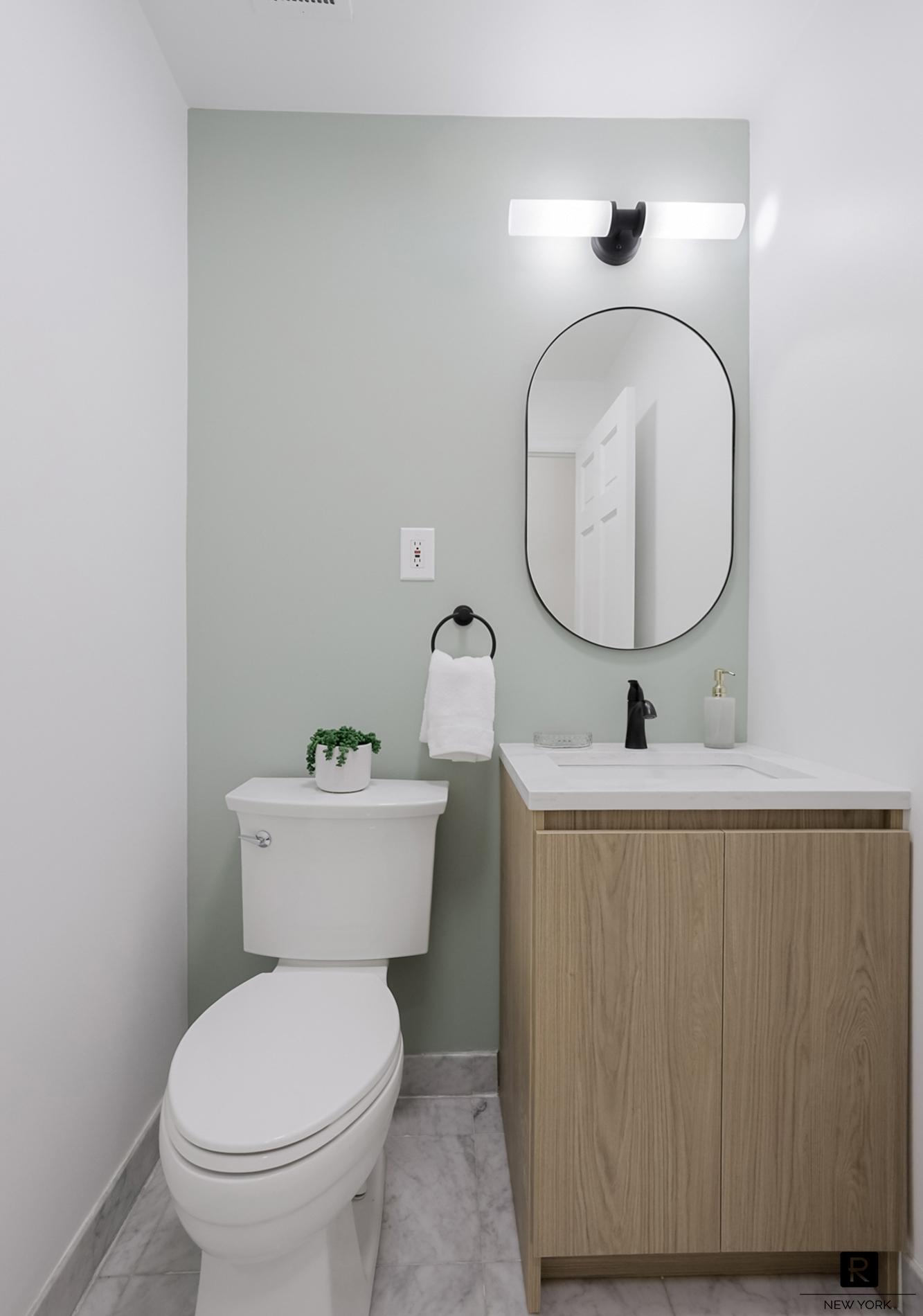 #4 photo, 407 E 12th Street, E. Greenwich Village , NY 10009