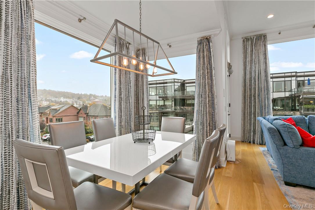 #7 photo, 45 Hudson View Way Way, Tarrytown , NY 10591