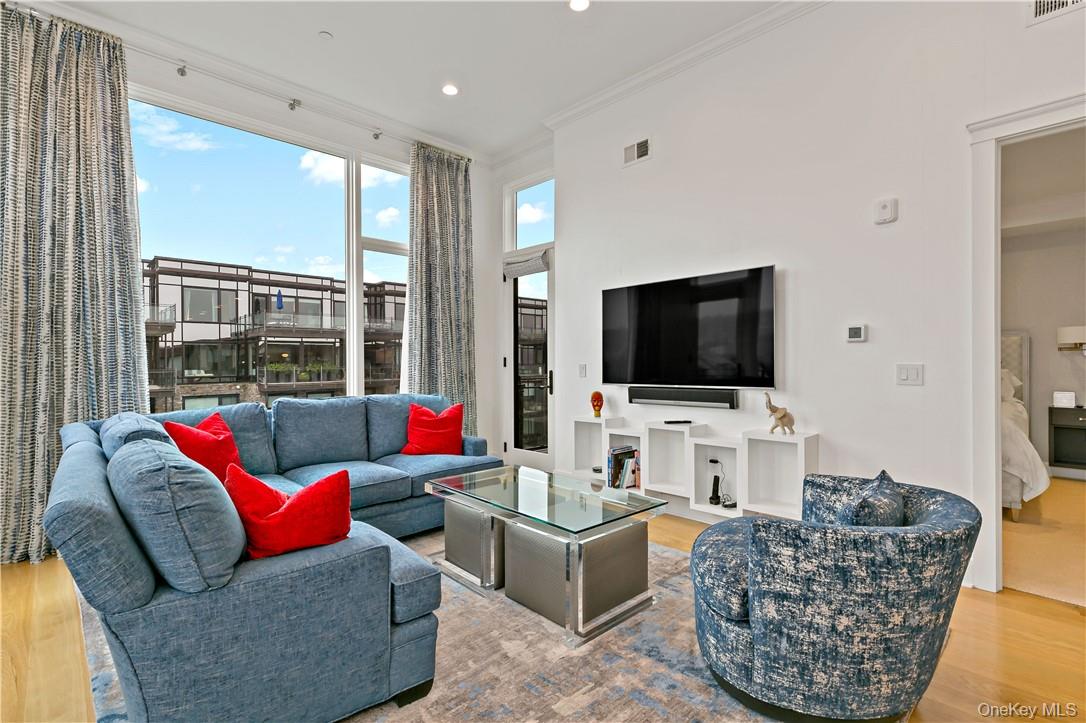 #8 photo, 45 Hudson View Way Way, Tarrytown , NY 10591