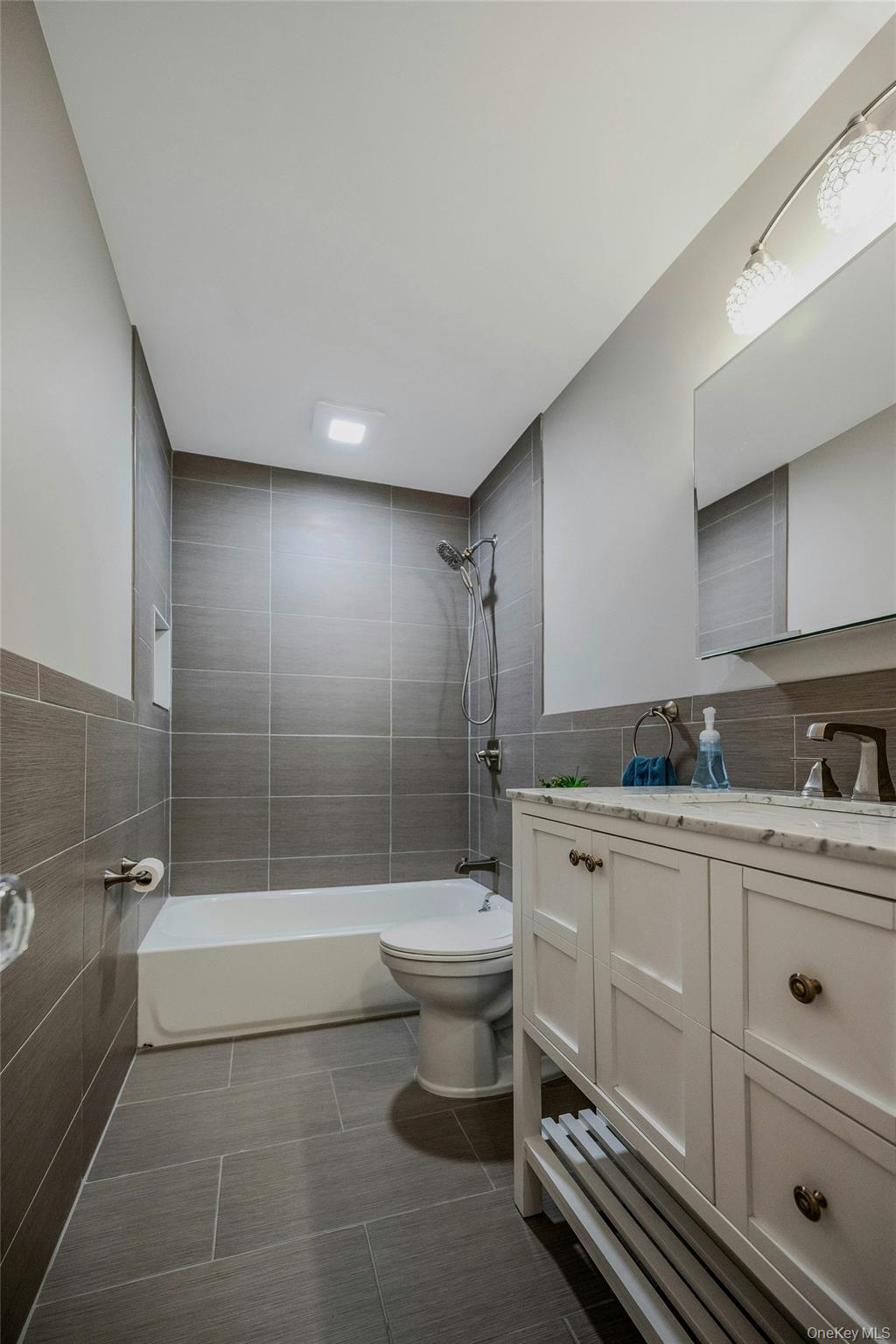 #20 photo, 30 W Shore Road, Oakdale , NY 11769