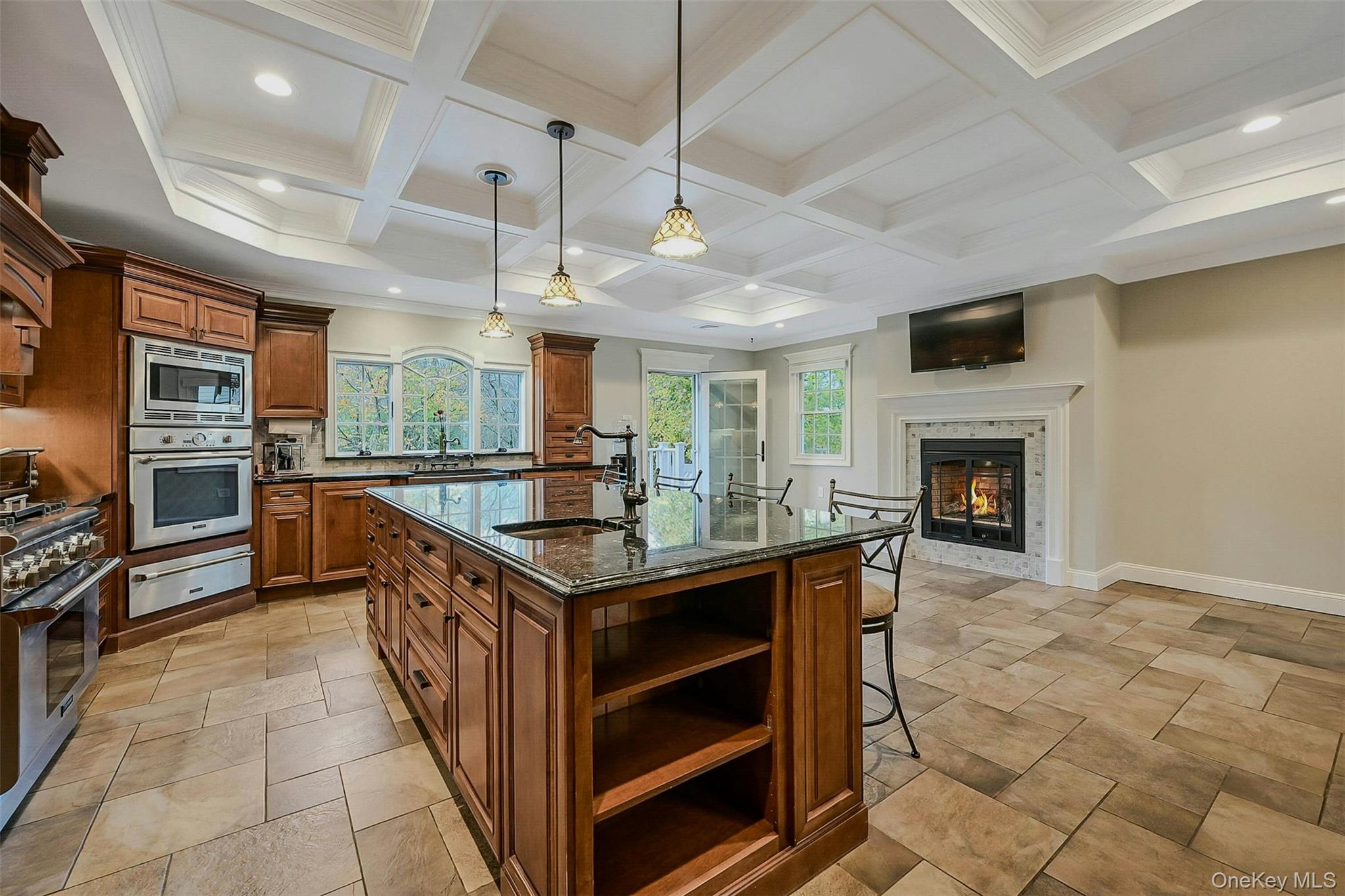 #8 photo, 30 W Shore Road, Oakdale , NY 11769