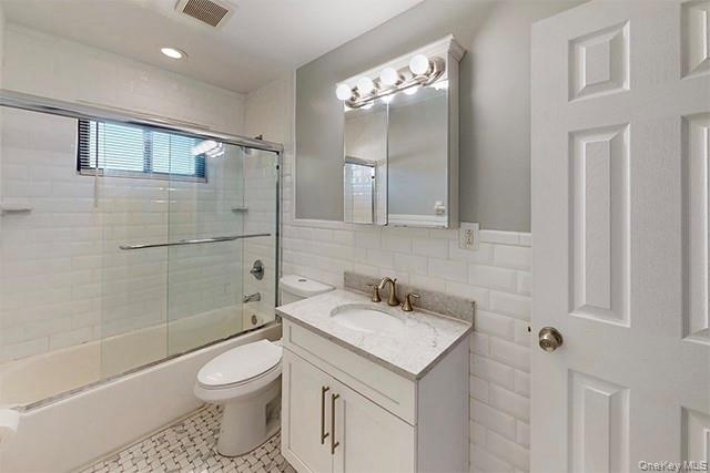 #10 photo, 807 Lake Boulevard, Lindenhurst , NY 11757